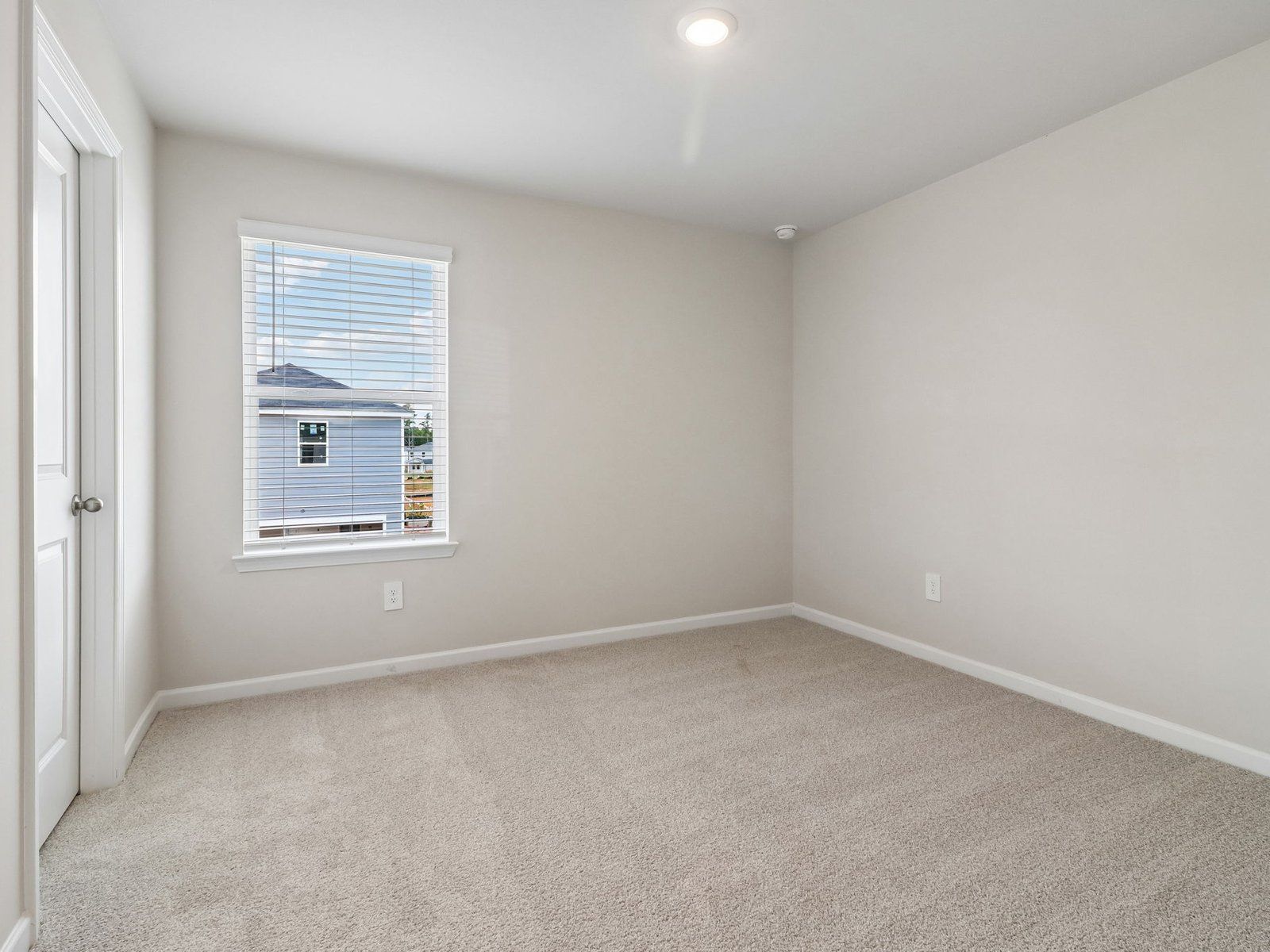 The Cromwell floorplan with the Finesse White interior package.