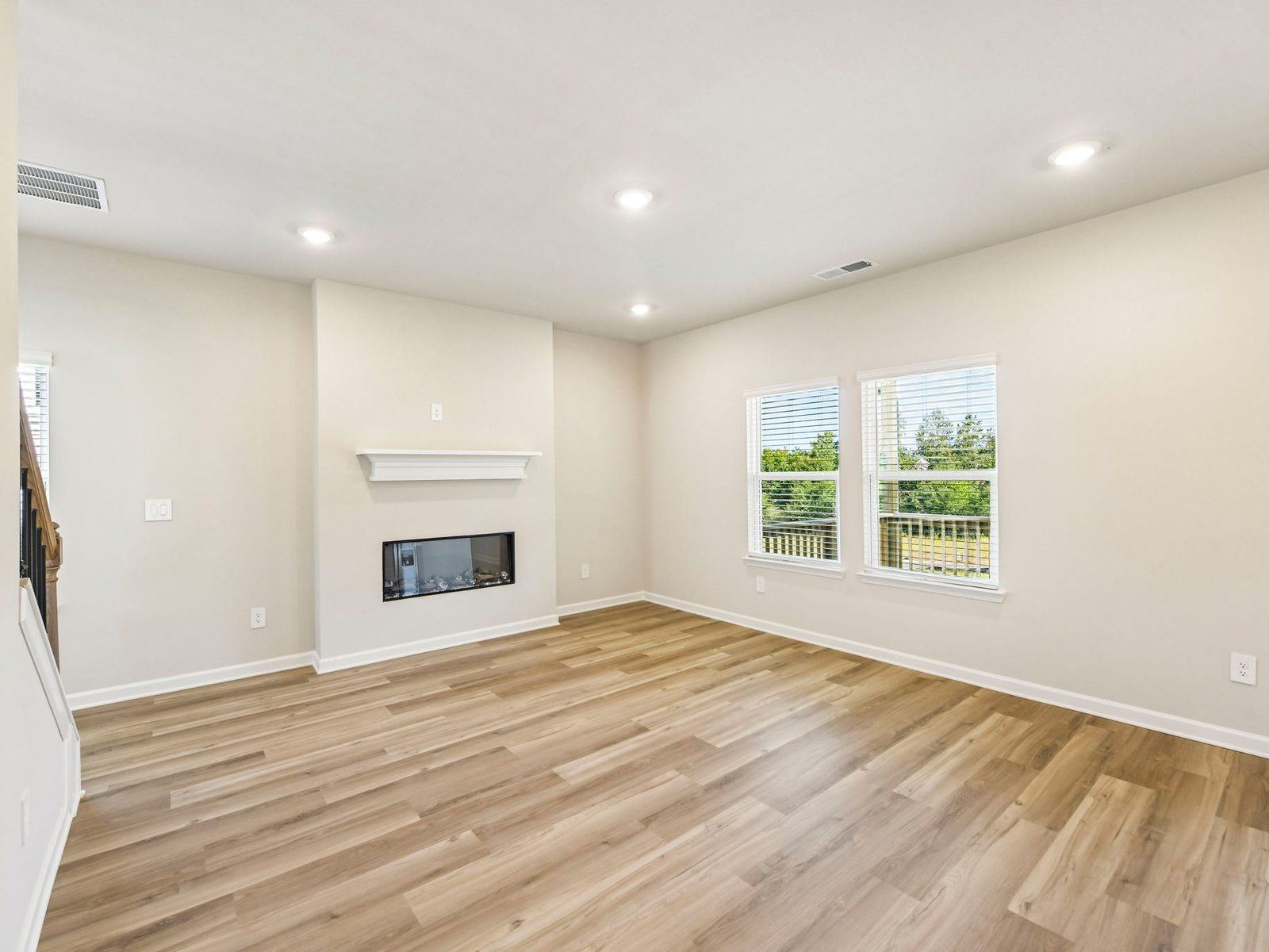 The Dallas Basement floorplan with the Charm Linen interior package.