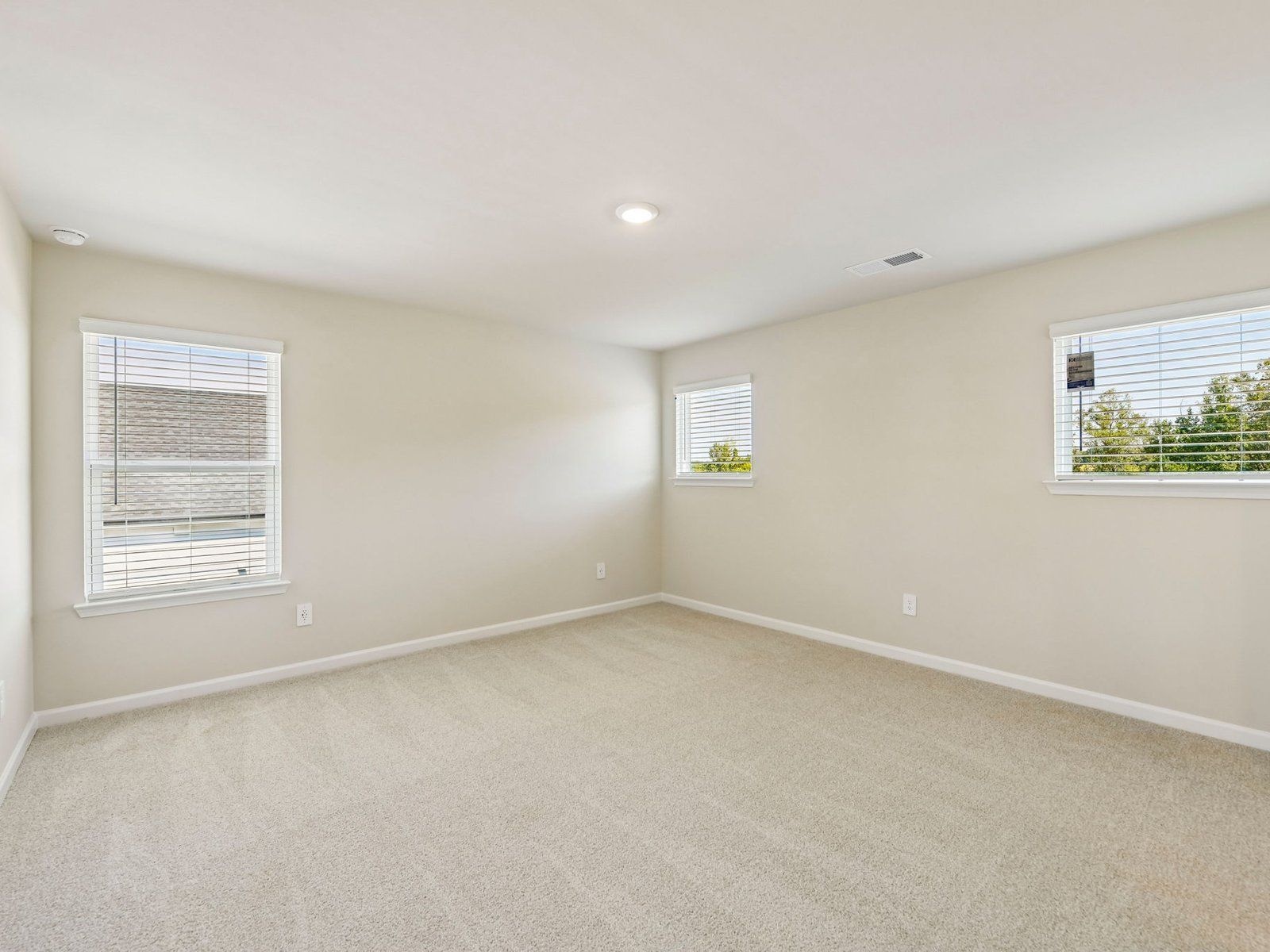 The Dallas Basement floorplan with the Charm Linen interior package.