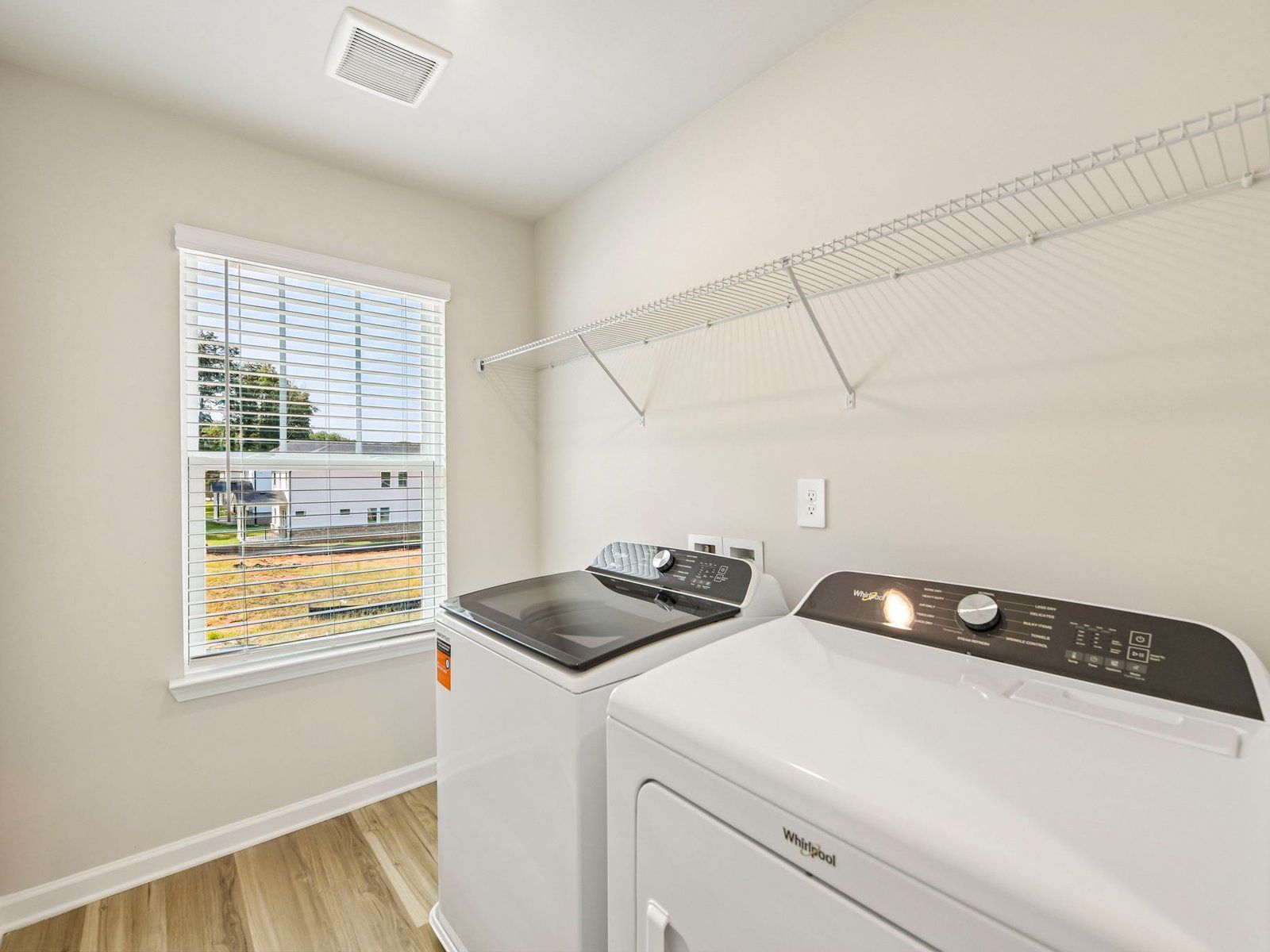 The Dallas Basement floorplan with the Charm Linen interior package.