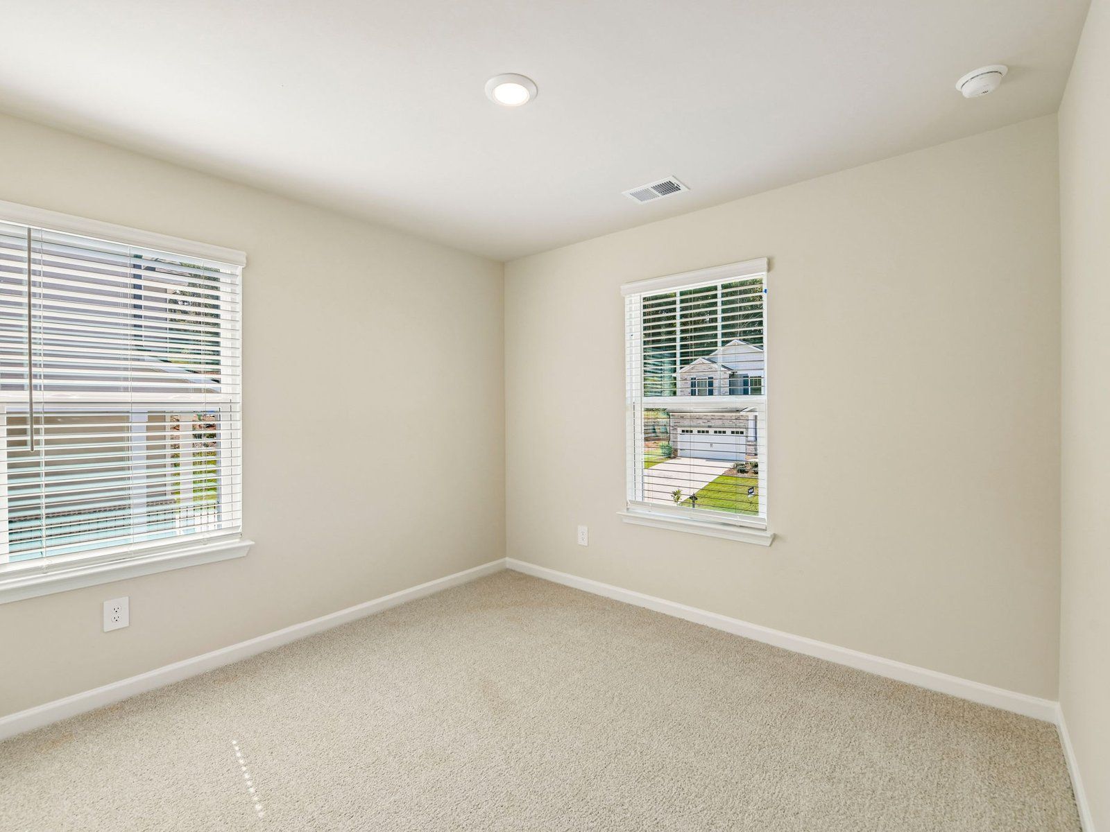 The Dallas Basement floorplan with the Charm Linen interior package.