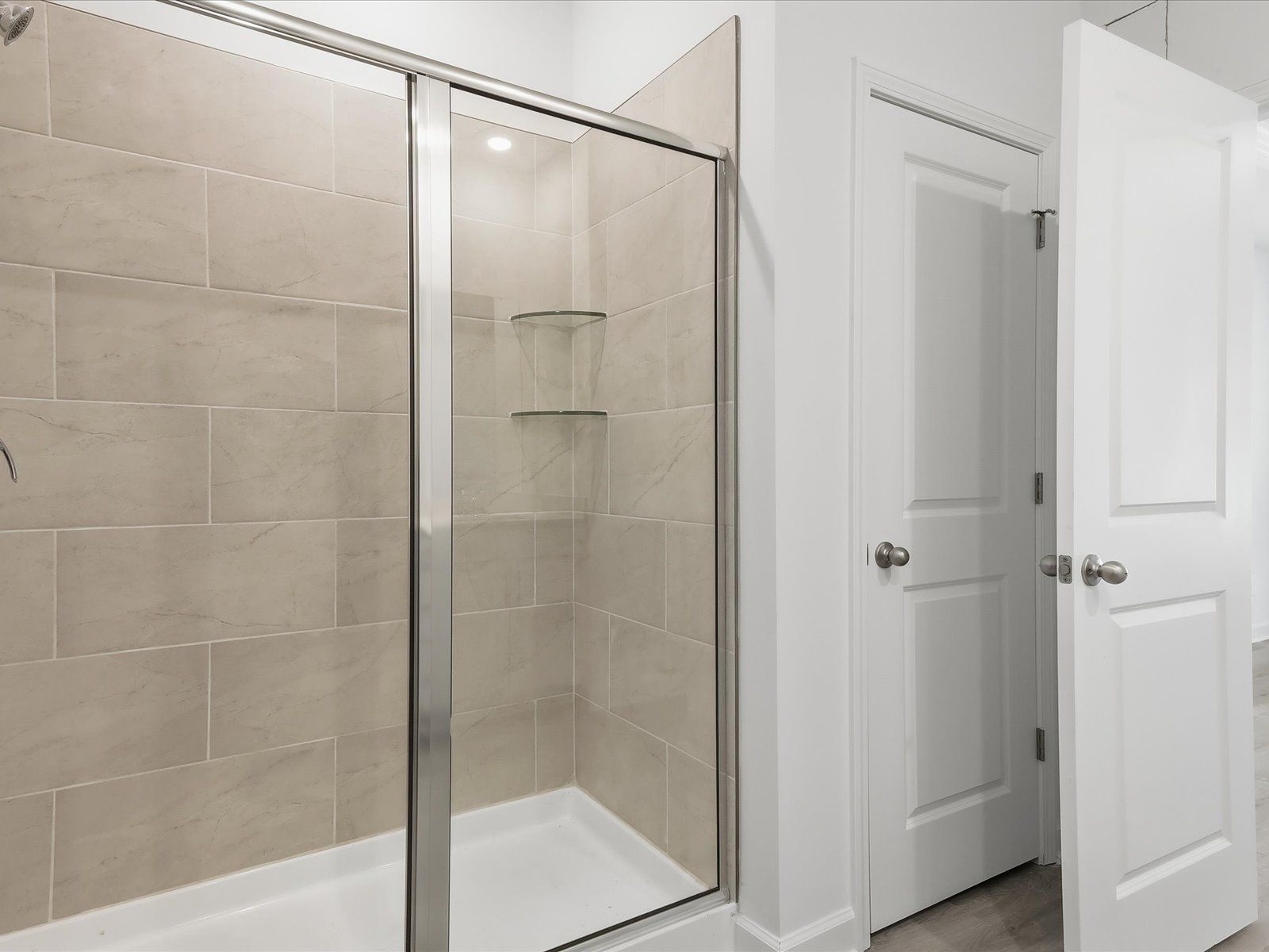 Primary Suite Bathroom