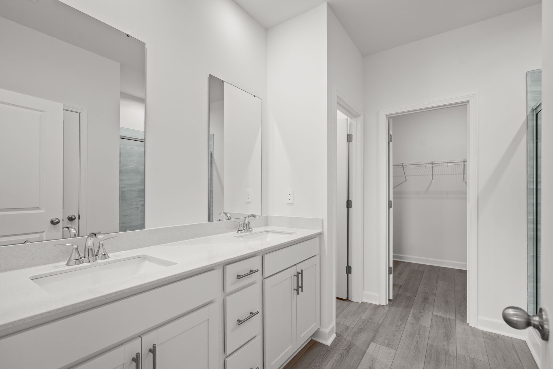 Primary Suite Bathroom