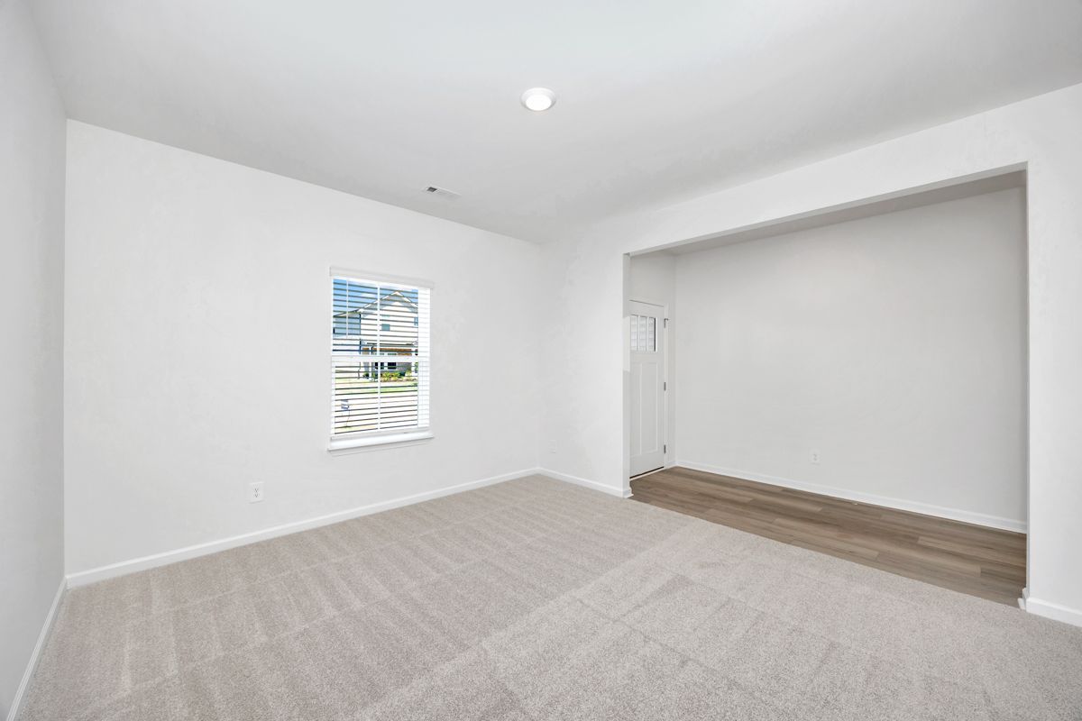The Chatham floorplan with the Finesse White interior package.