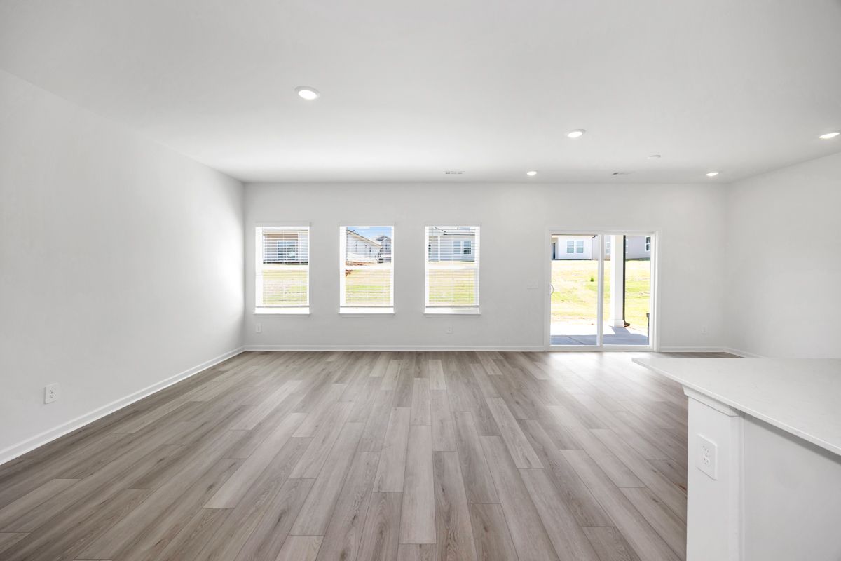 The Chatham floorplan with the Finesse White interior package.