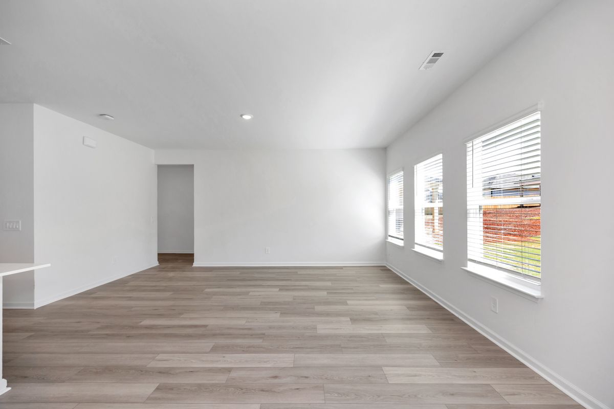 The Chatham floorplan with the Finesse White interior package.