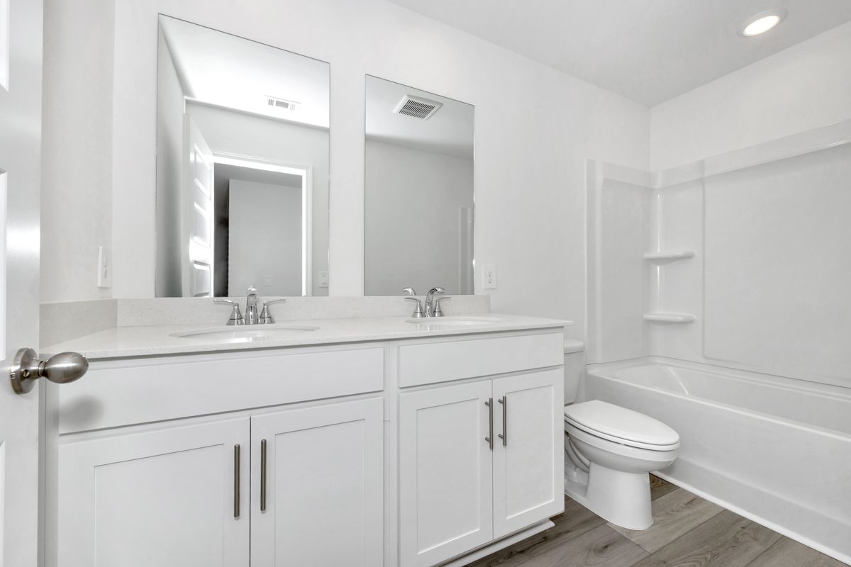 The Chatham floorplan with the Finesse White interior package.