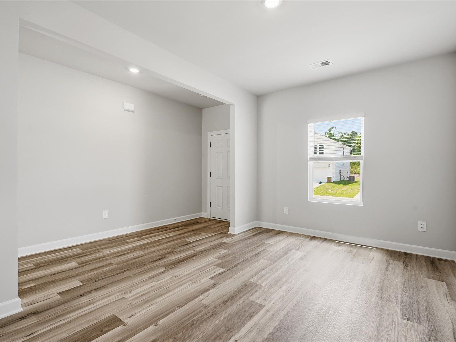 Welcome to the Dakota floorplan at Collier Ridge.