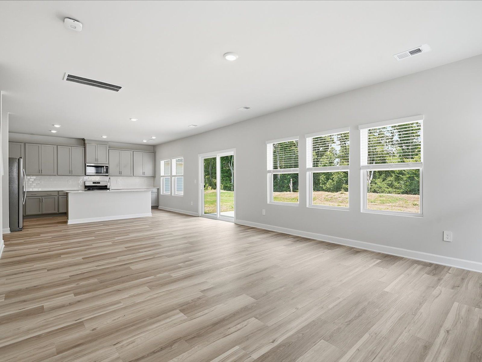 Welcome to the Dakota floorplan at Collier Ridge.