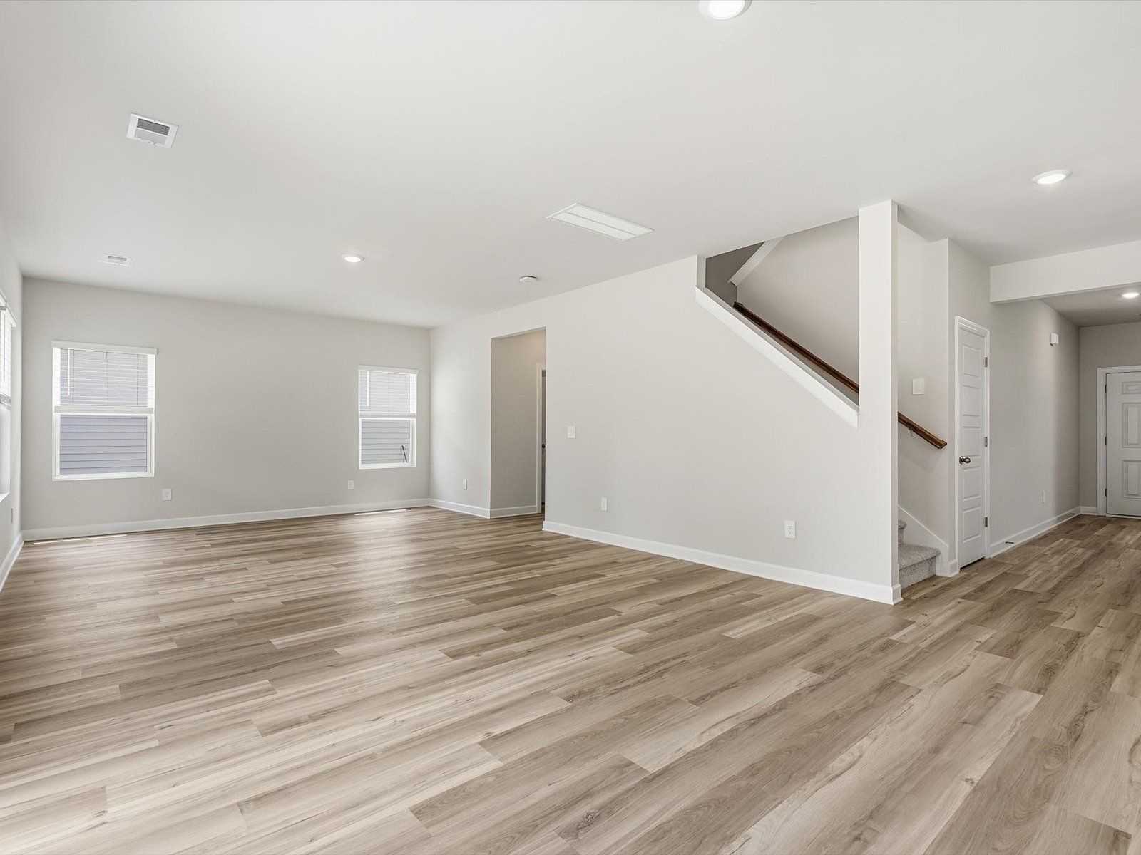 Welcome to the Dakota floorplan at Collier Ridge.