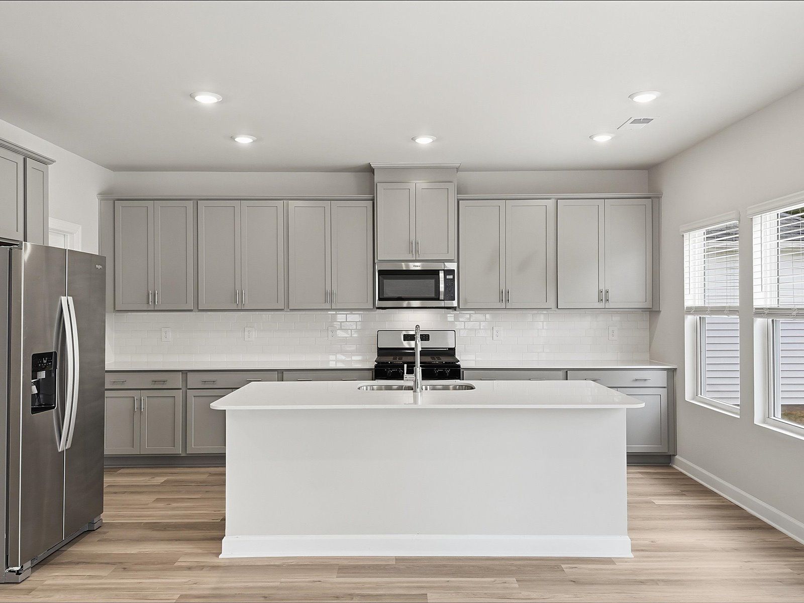 Welcome to the Dakota floorplan at Collier Ridge.