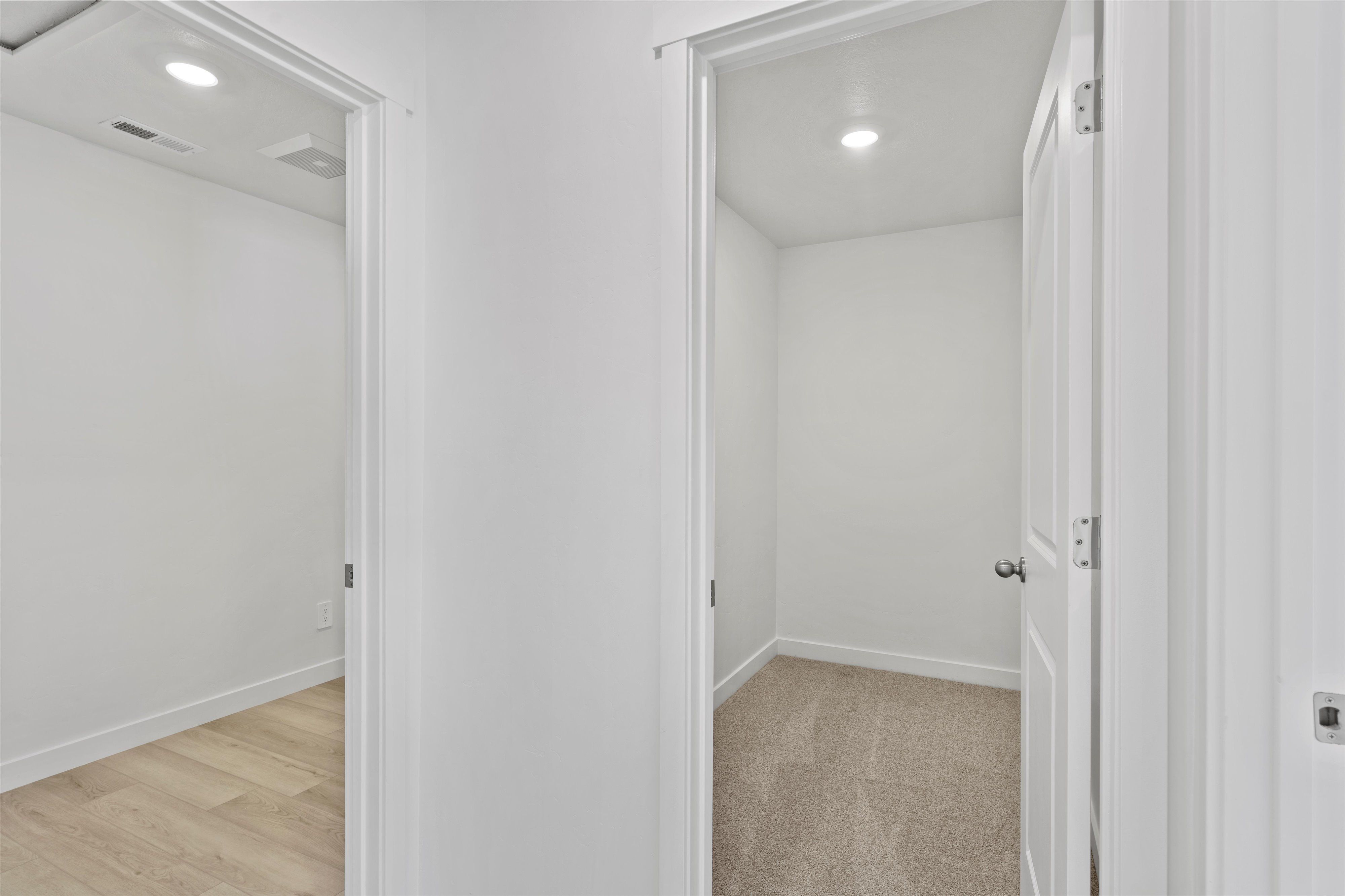 SLC_Willow_#4281_Walk-in-Closet_B_953-N-200-East-Santaquin-UT.jpg