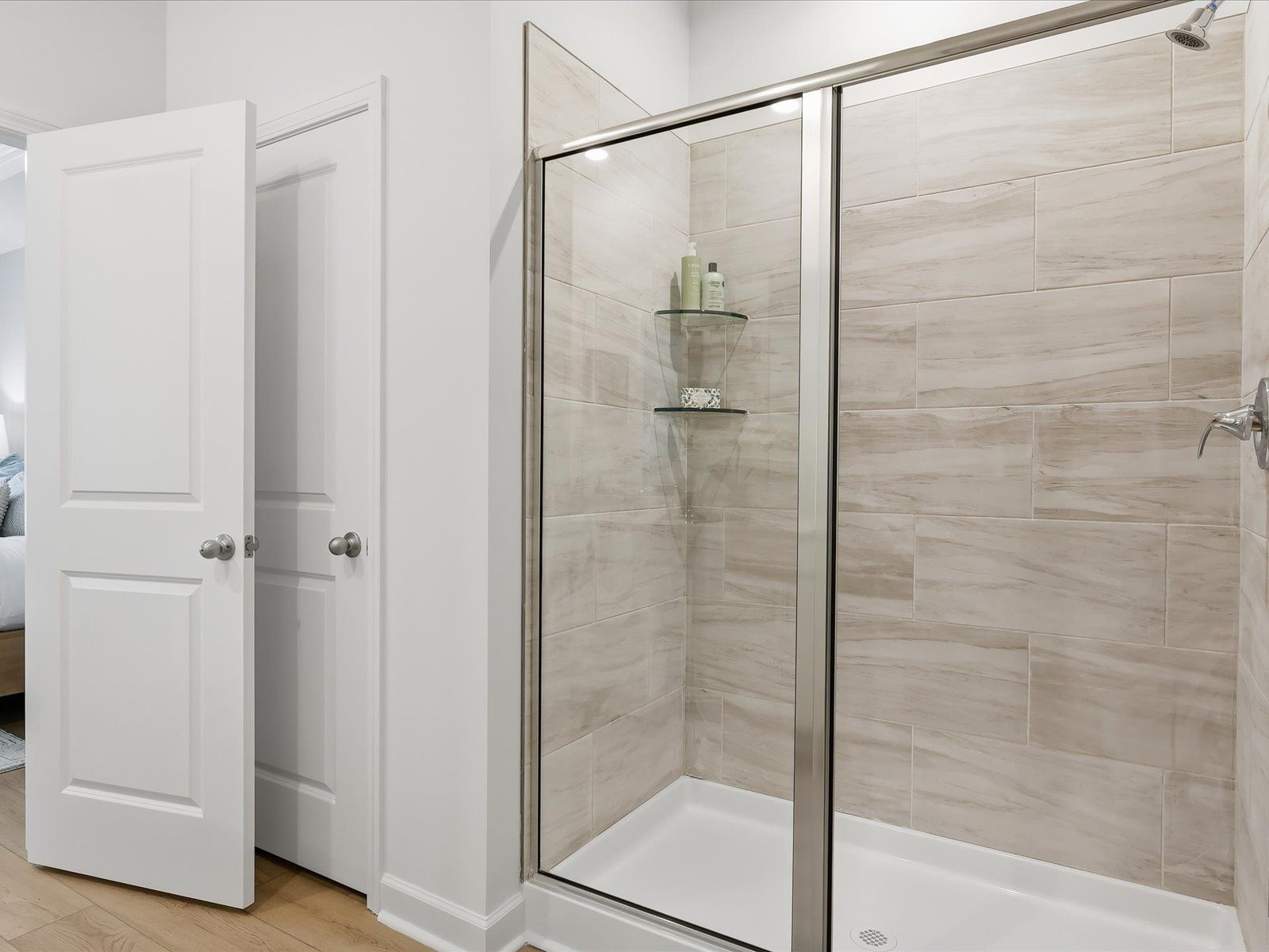 Primary Suite Bathroom