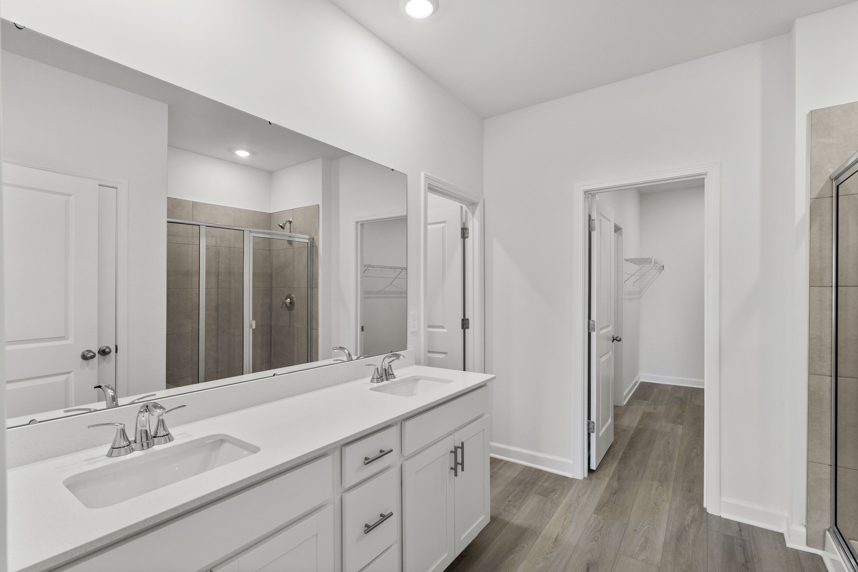Primary Suite Bathroom