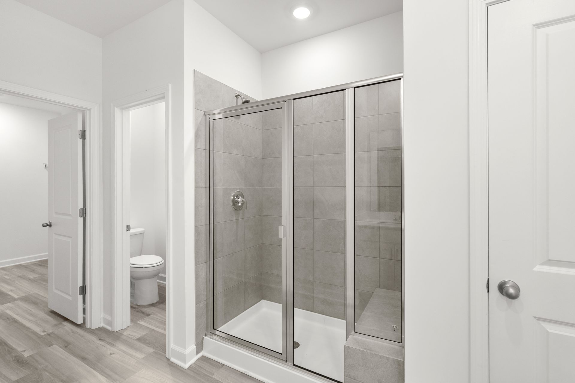 Primary Suite Bathroom