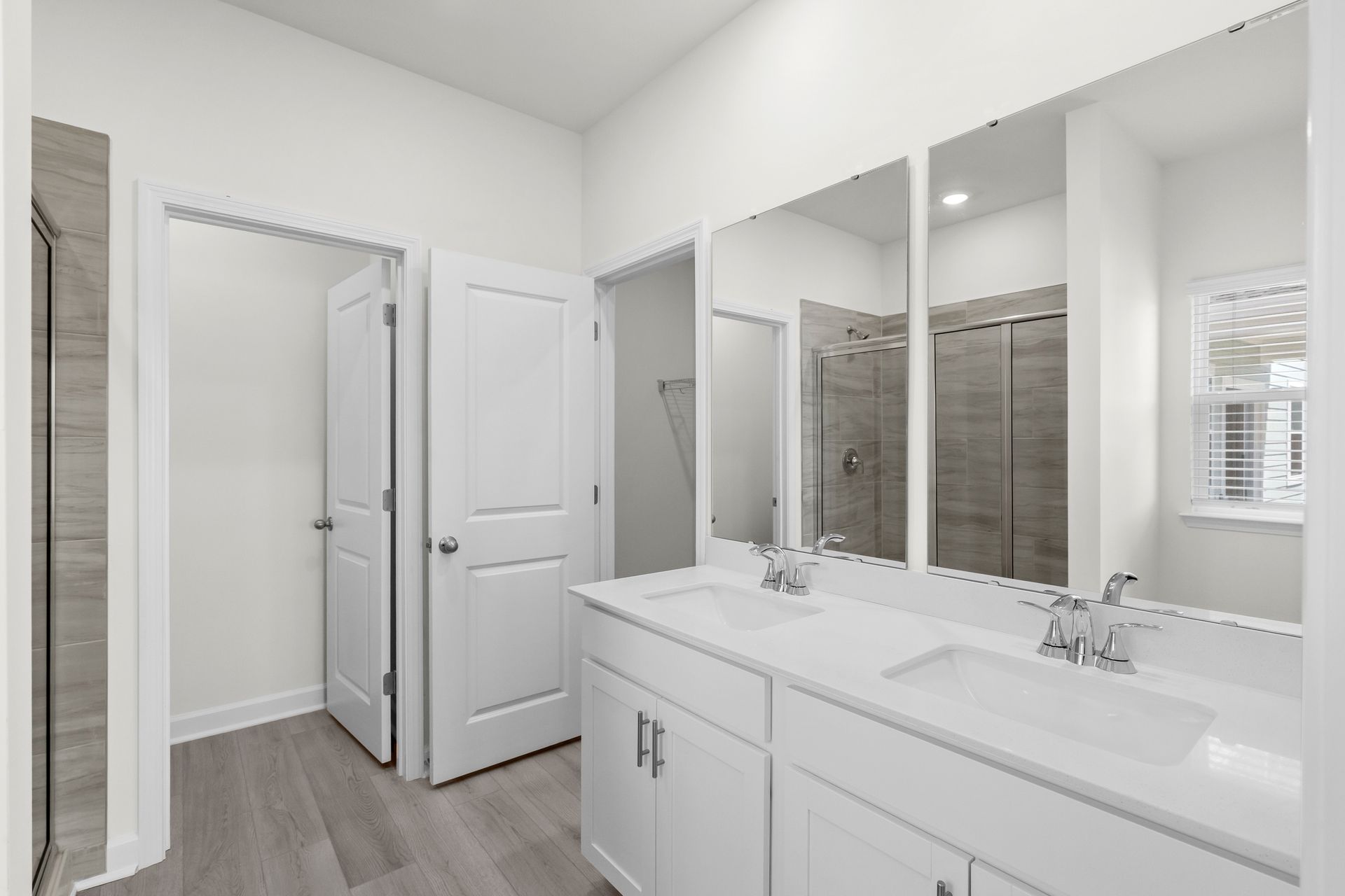 Primary Suite Bathroom