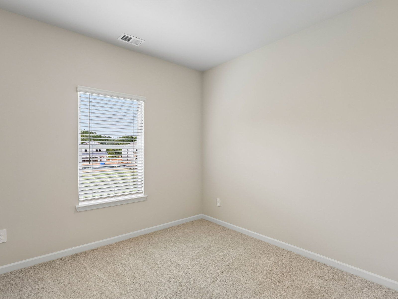 The Roswell floorplan with the Clarity Burlap interior package.
