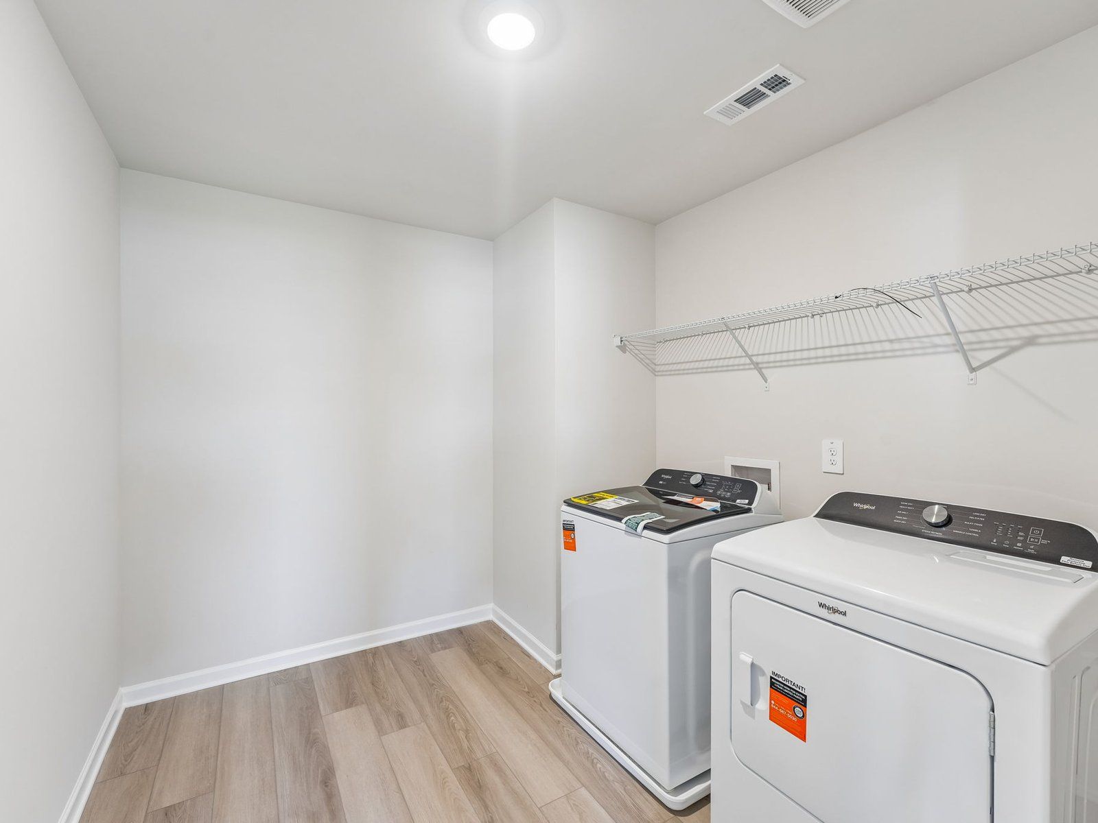 The Johnson floorplan with the Finesse Linen interior package.