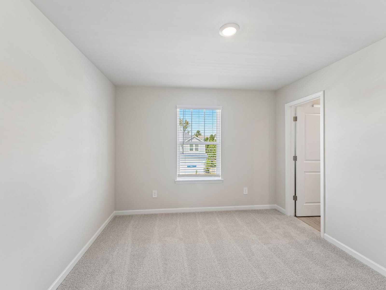 The Johnson floorplan with the Finesse Linen interior package.