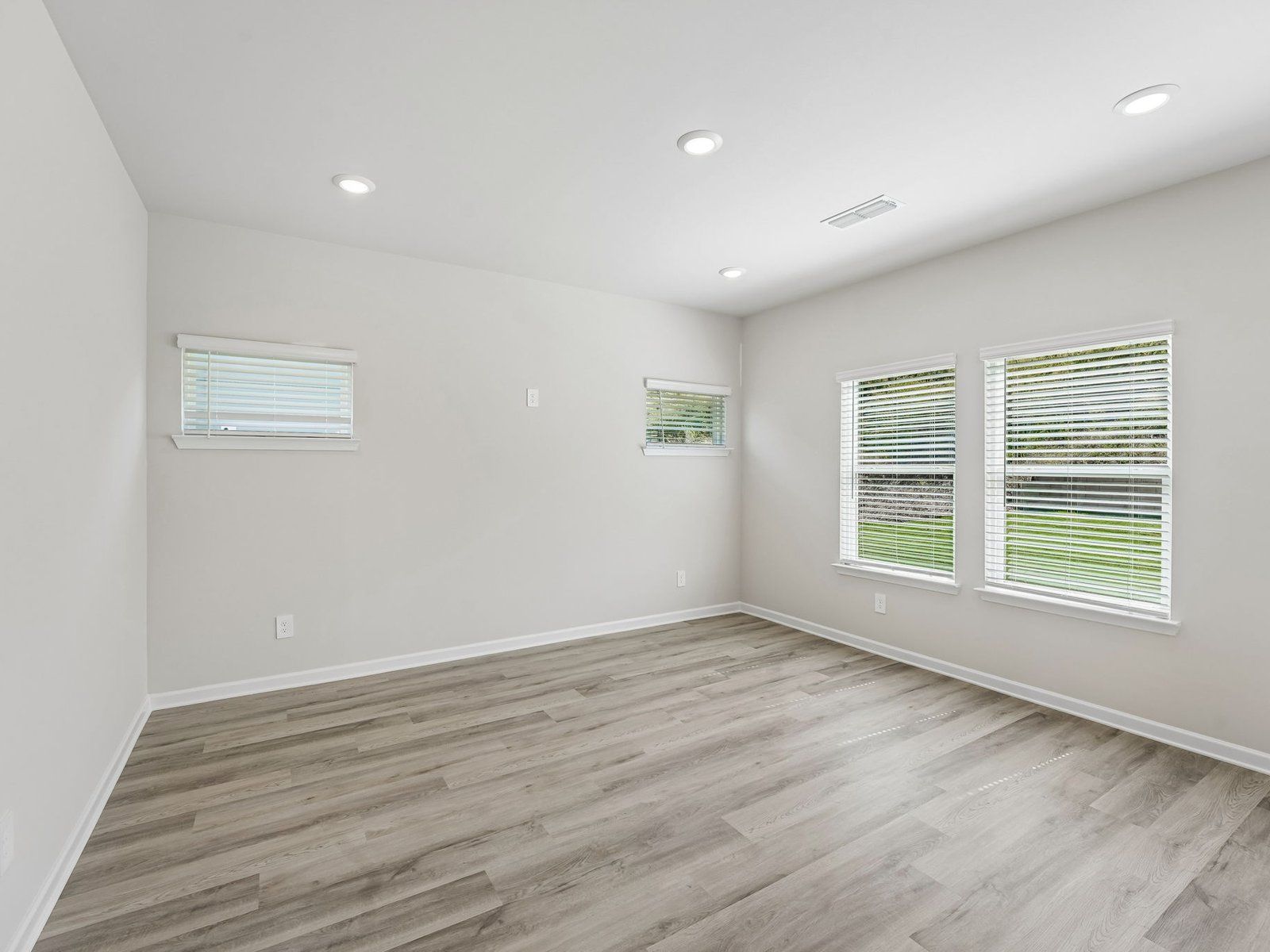 The Rockwell floorplan with the Clarity Almond interior package.
