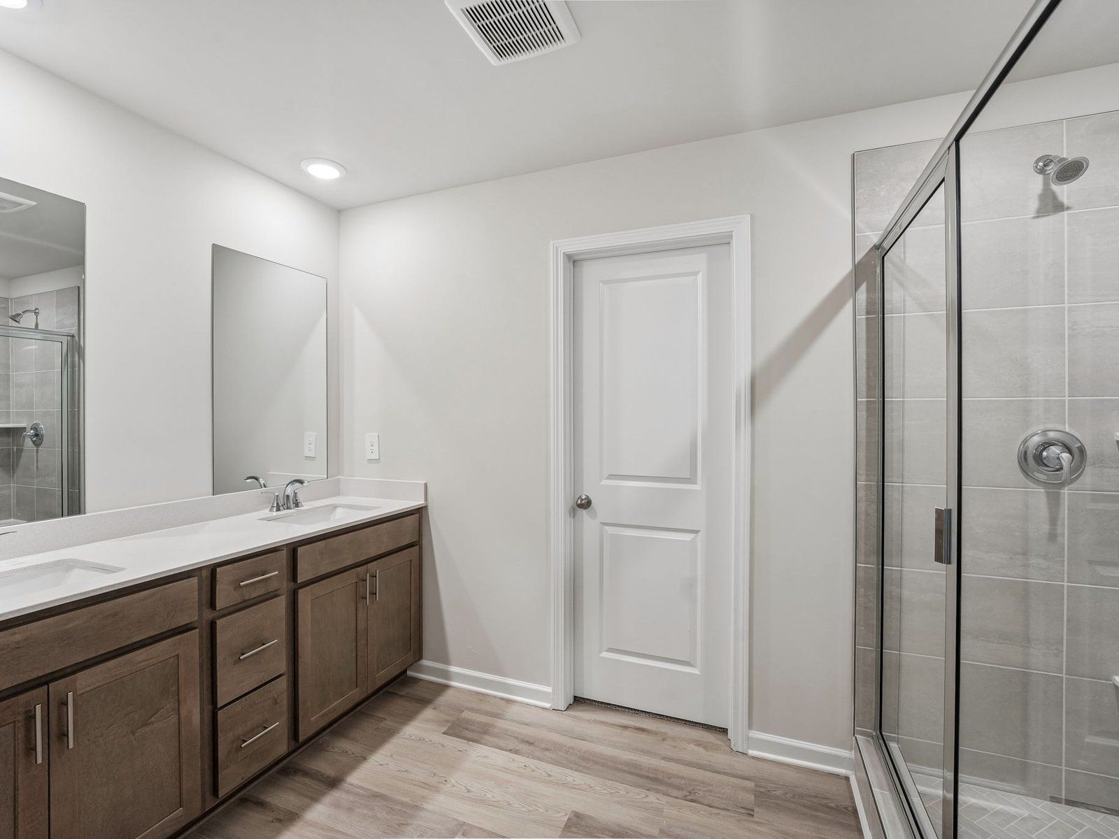 The Rockwell floorplan with the Clarity Almond interior package.