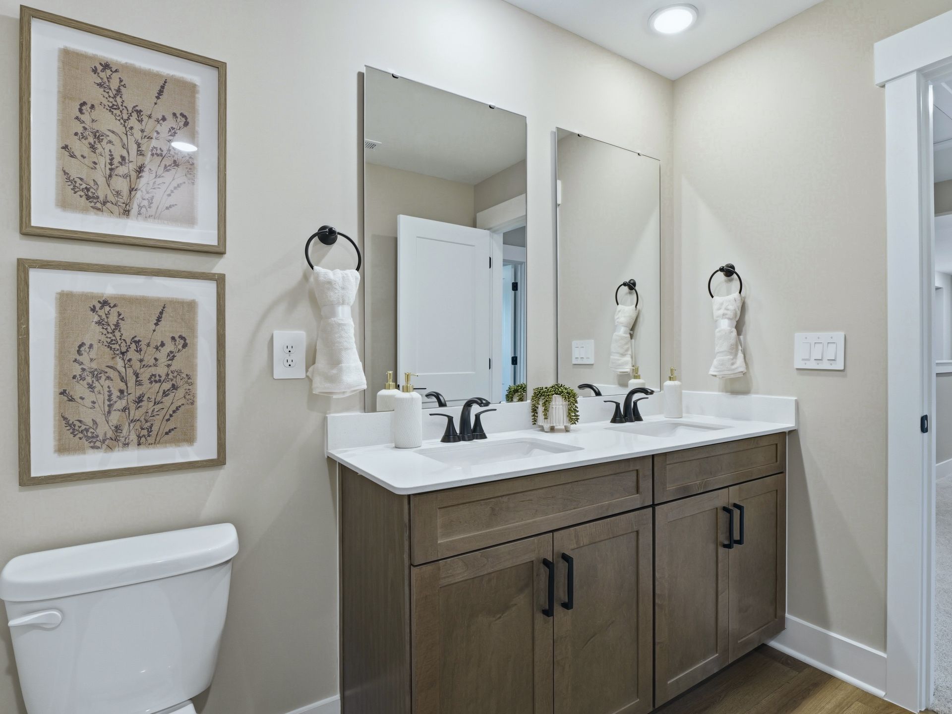 Secondary bathroom in the Taylorsville floorplan at a Meritage Homes community in Zebulon, NC.