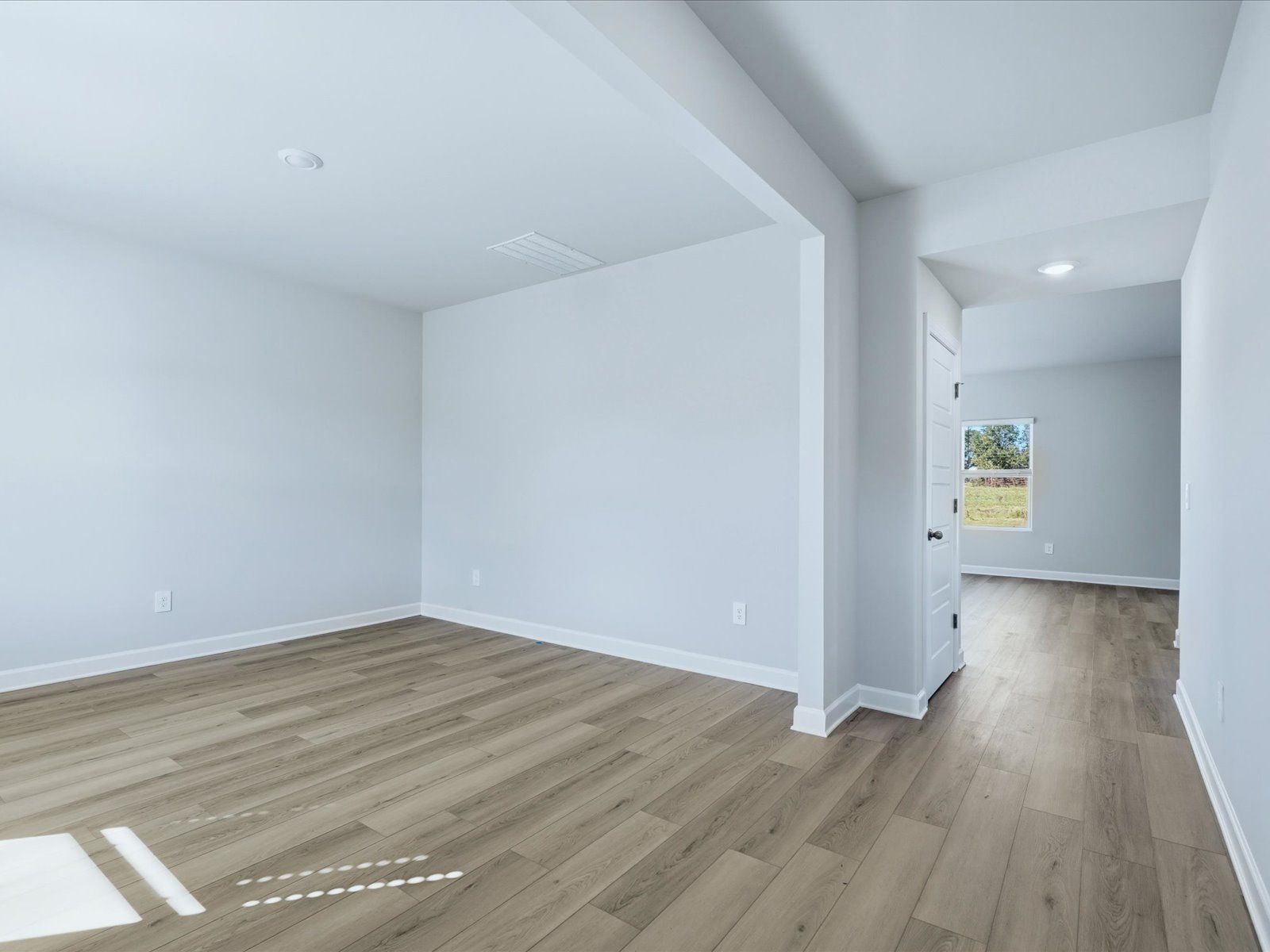Entry + Flex Room