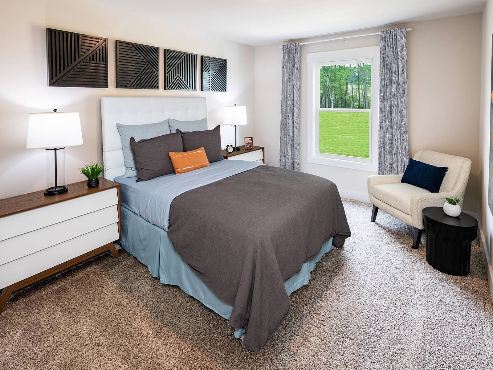 Brentwood 447M - 9_GRN_ReserveatArdenWoods_Bed_1