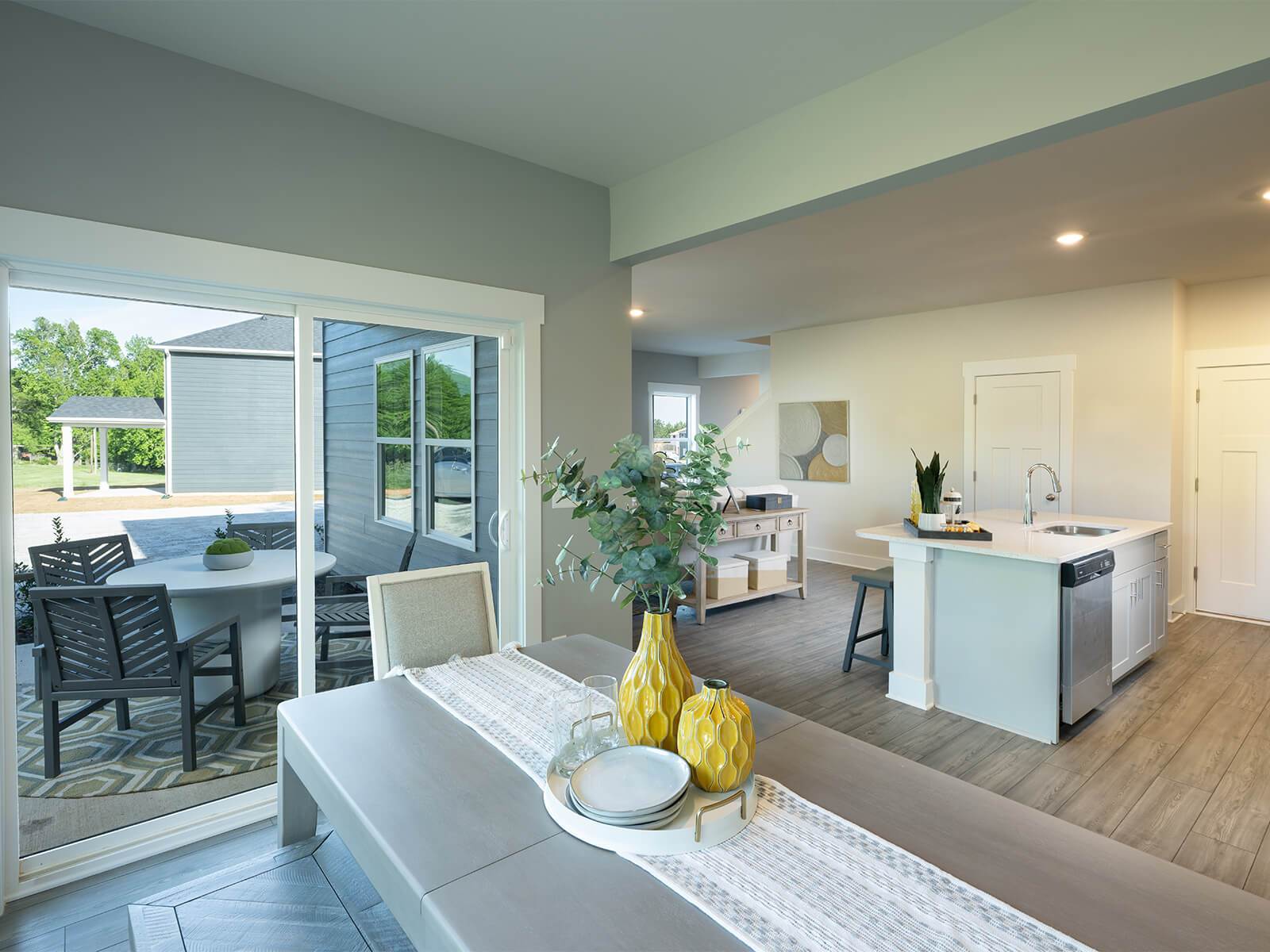 Welcome to the Dallas model at Alston Chase.