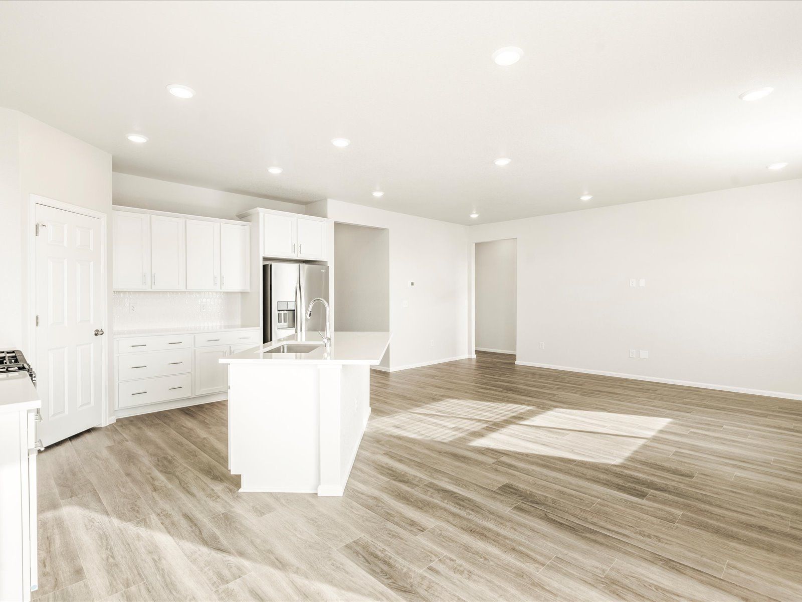 The Red Feather interior image taken at a Meritage Homes community in Colorado Springs, CO.