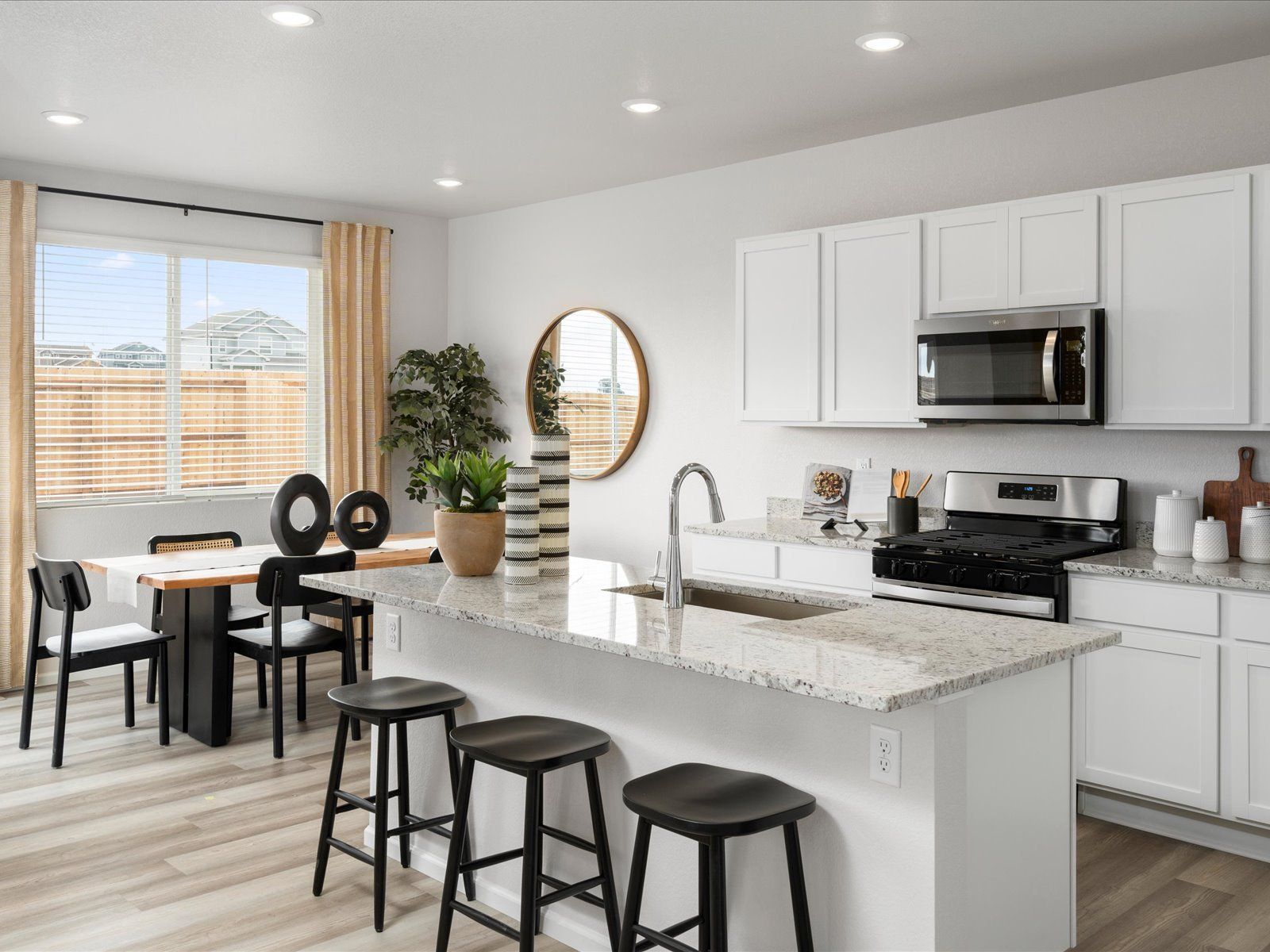 casa en Lorson Ranch: The Trail Collection por Meritage Homes
