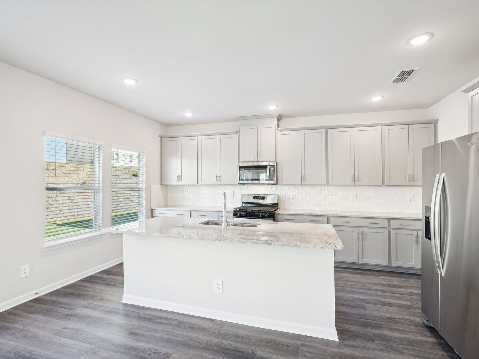 The Dakota floorplan with the Divine Frost interior package.