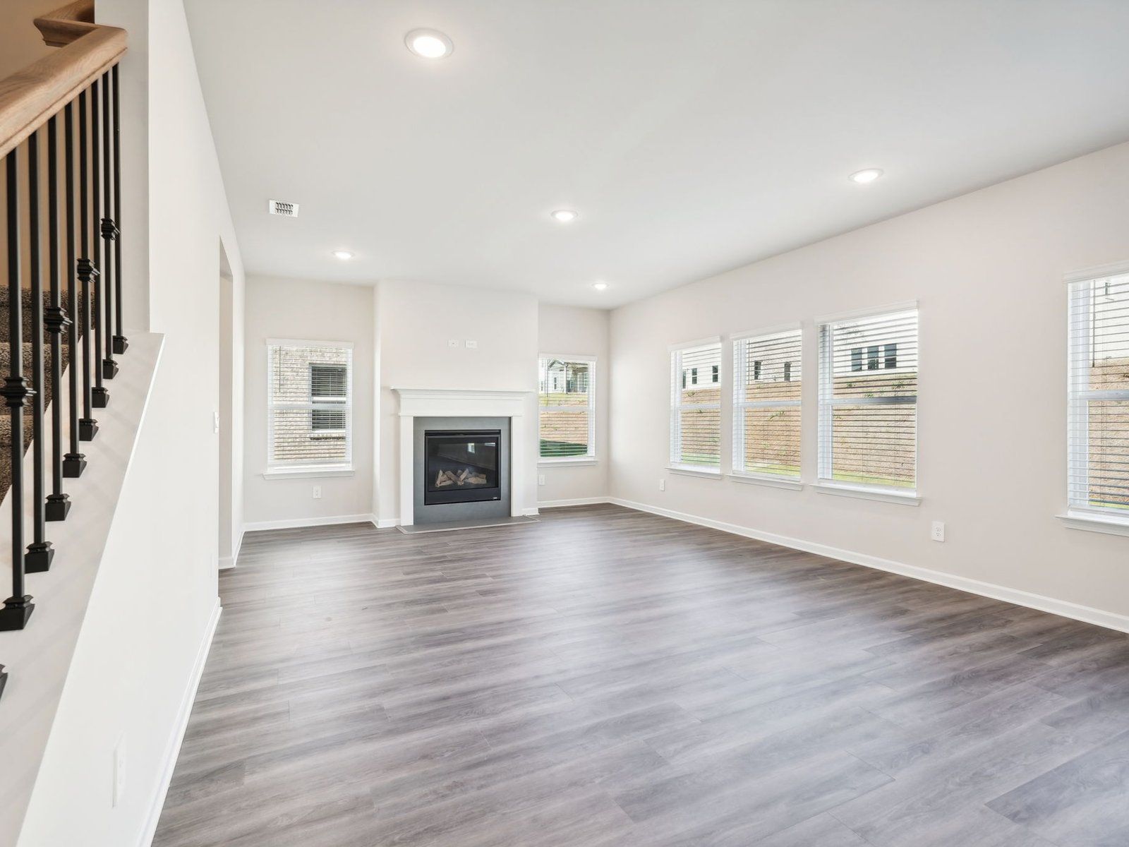 The Dakota floorplan with the Divine Frost interior package.