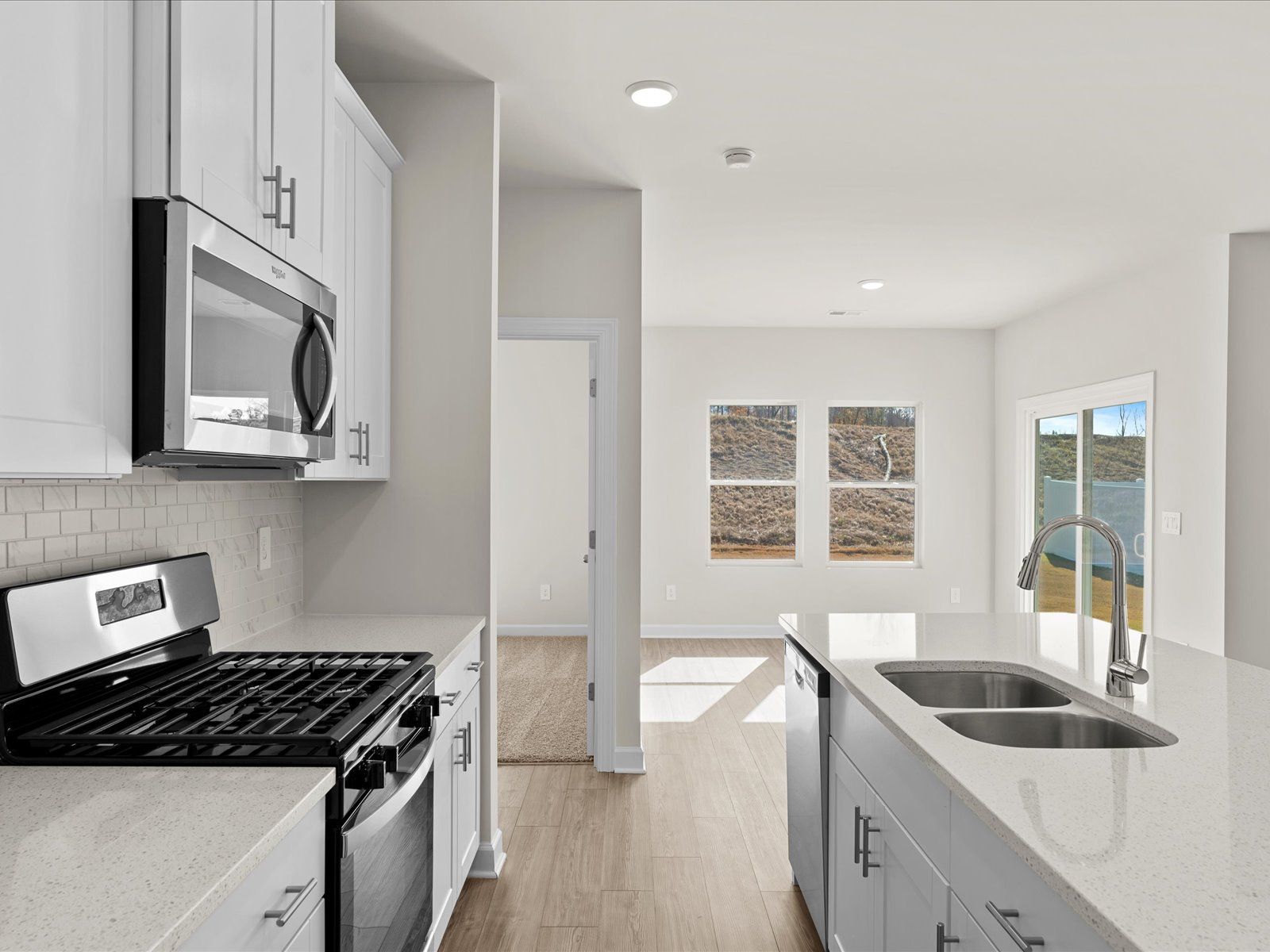 Welcome to the Chandler floorplan at Holland Park.