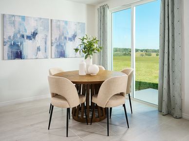 Dining area of the Bluebell model at Benton Hills.