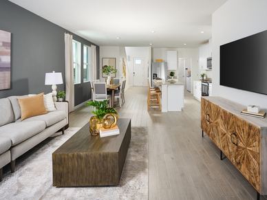 Great room in the Yellowstone modeled at Benton Hills.