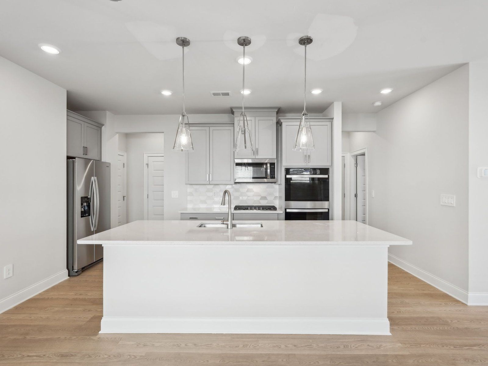 The Roswell floorplan with the Modern Glam - Stone interior package.