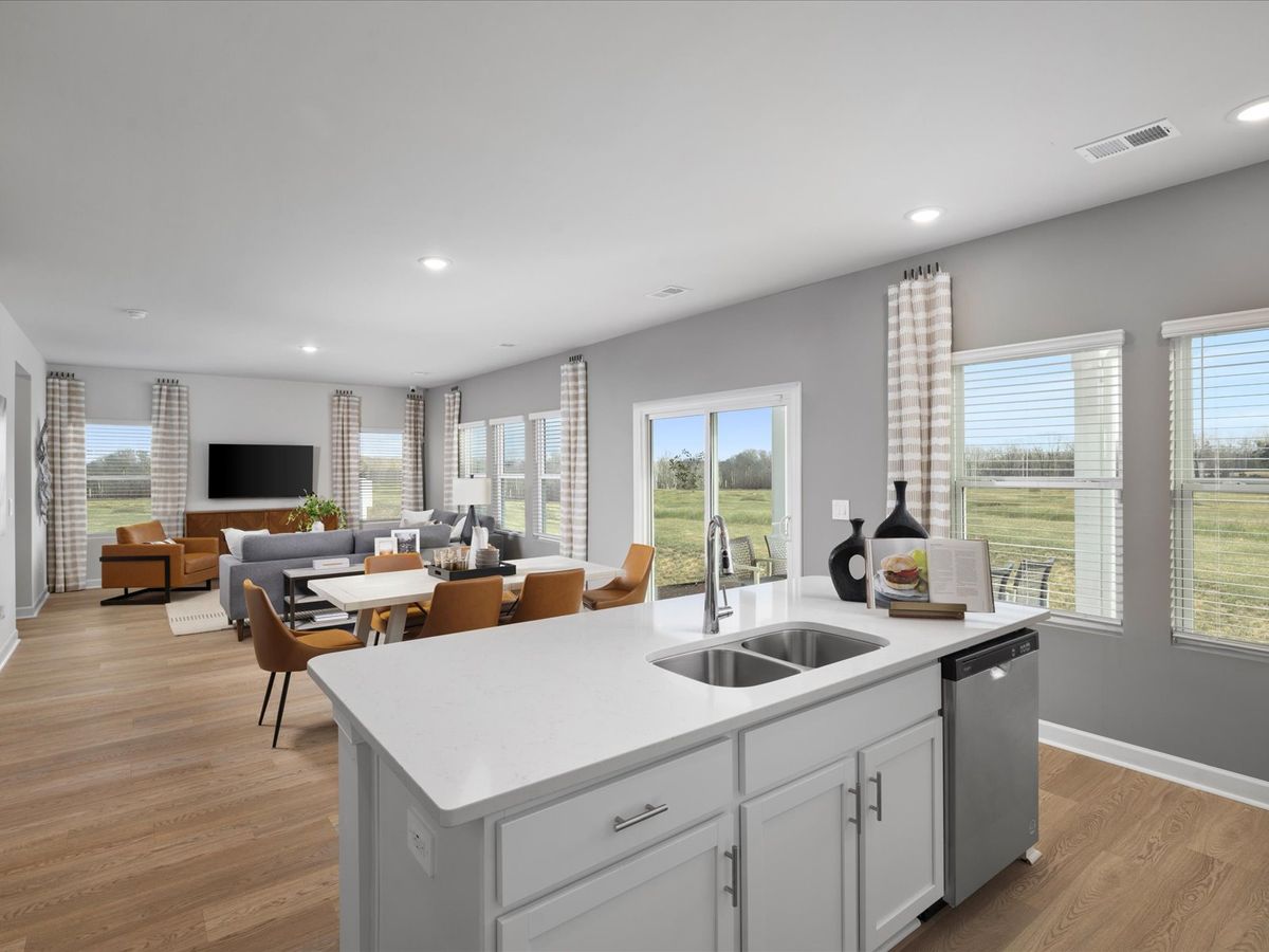 Welcome to the Brentwood model at Brayfield Manor.