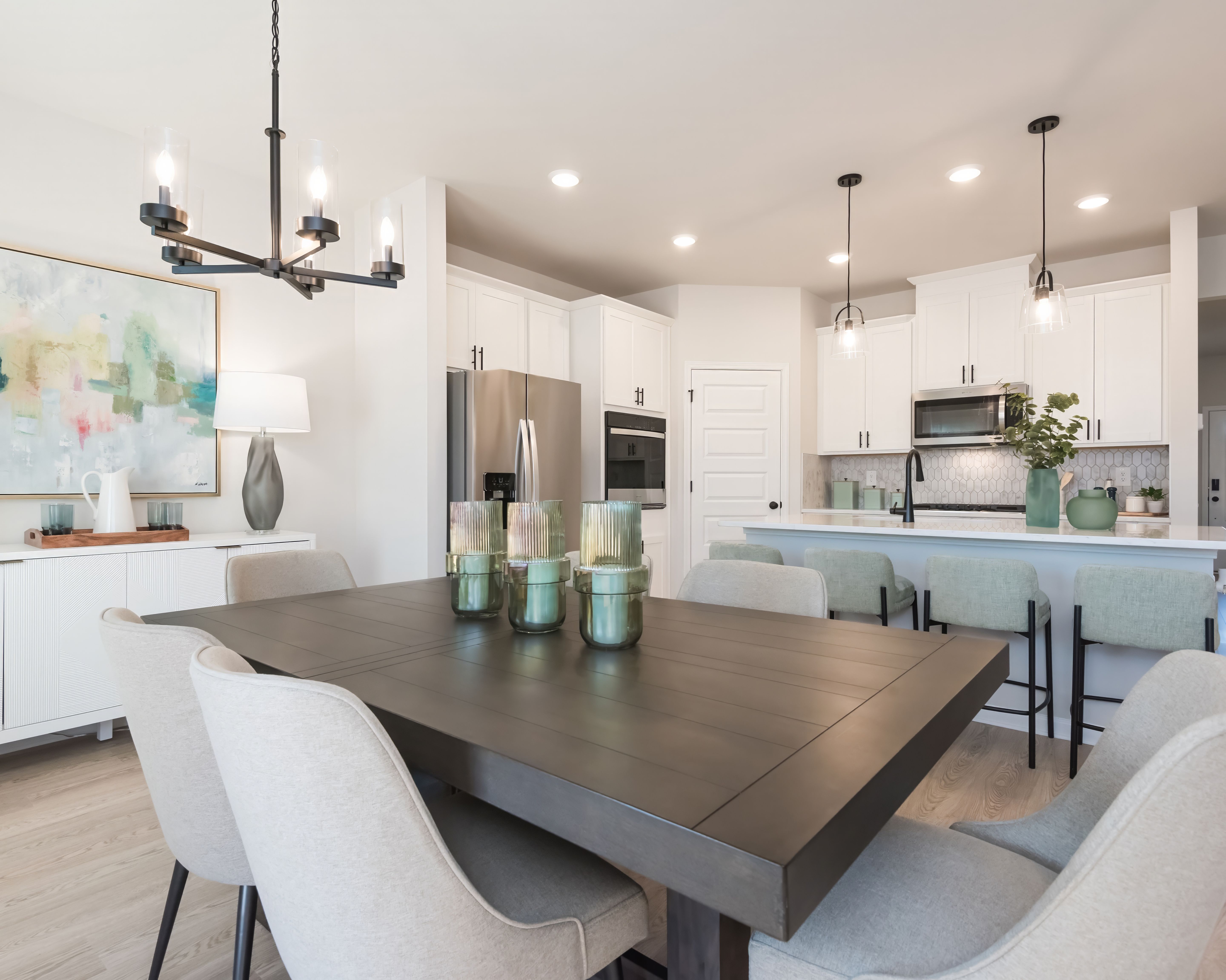 Hosting has never been easier with this open-concept, spacious dining area.