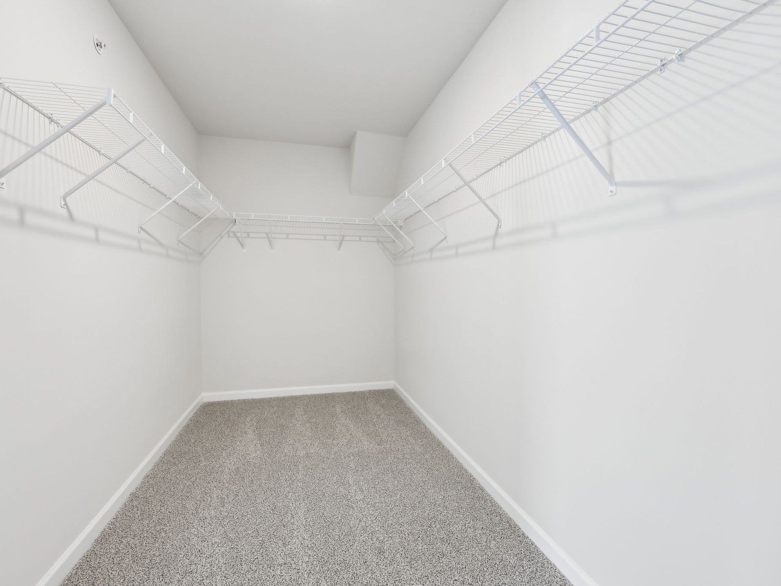 The Jade End Unit floorplan with the Elemental Frost interior package.