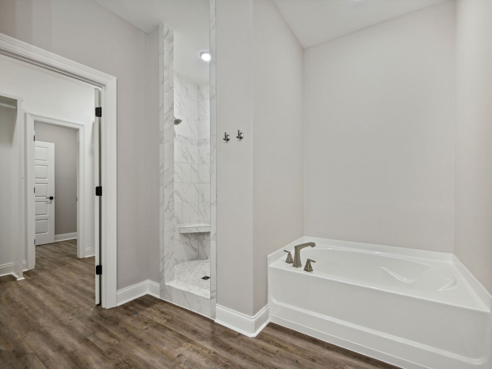 Primary bathroom in the Elliott floorplan at a Meritage Homes community in Gulfport, MS.