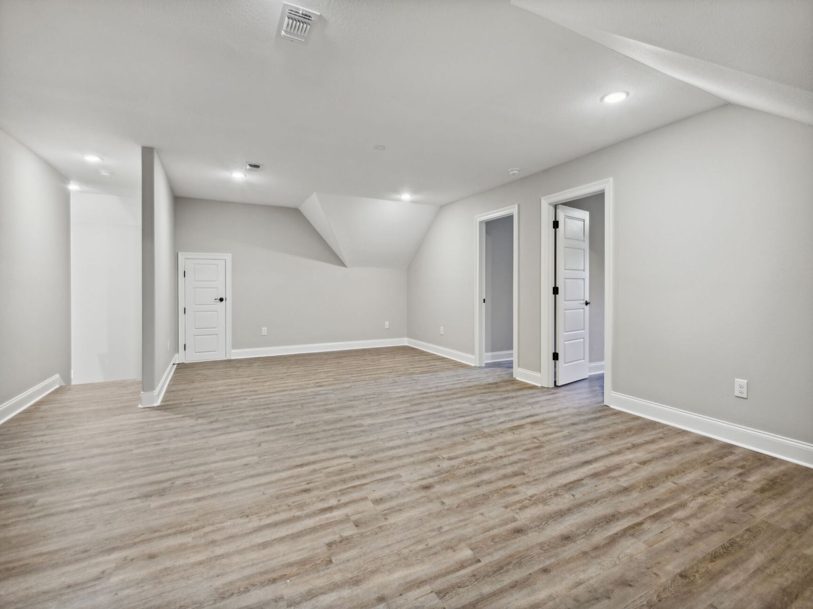Loft in the Elliott floorplan at a Meritage Homes community in Gulfport, MS.