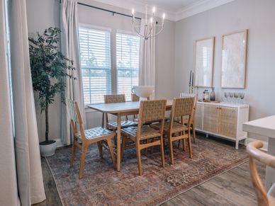 Dining area in the Coral floorplan at a Meritage Homes community in Gulfport, MS.