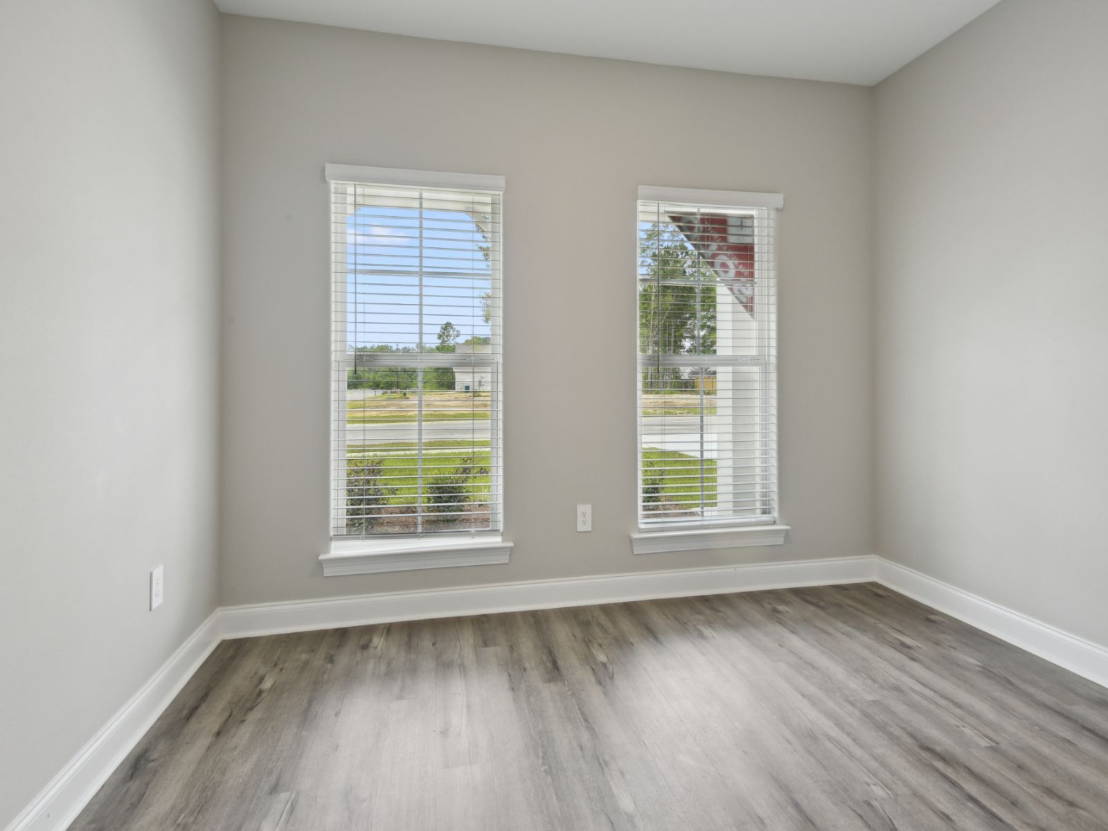 Secondary bedroom in the Sandpiper floorplan at a Meritage Homes community in Gulfport, MS.