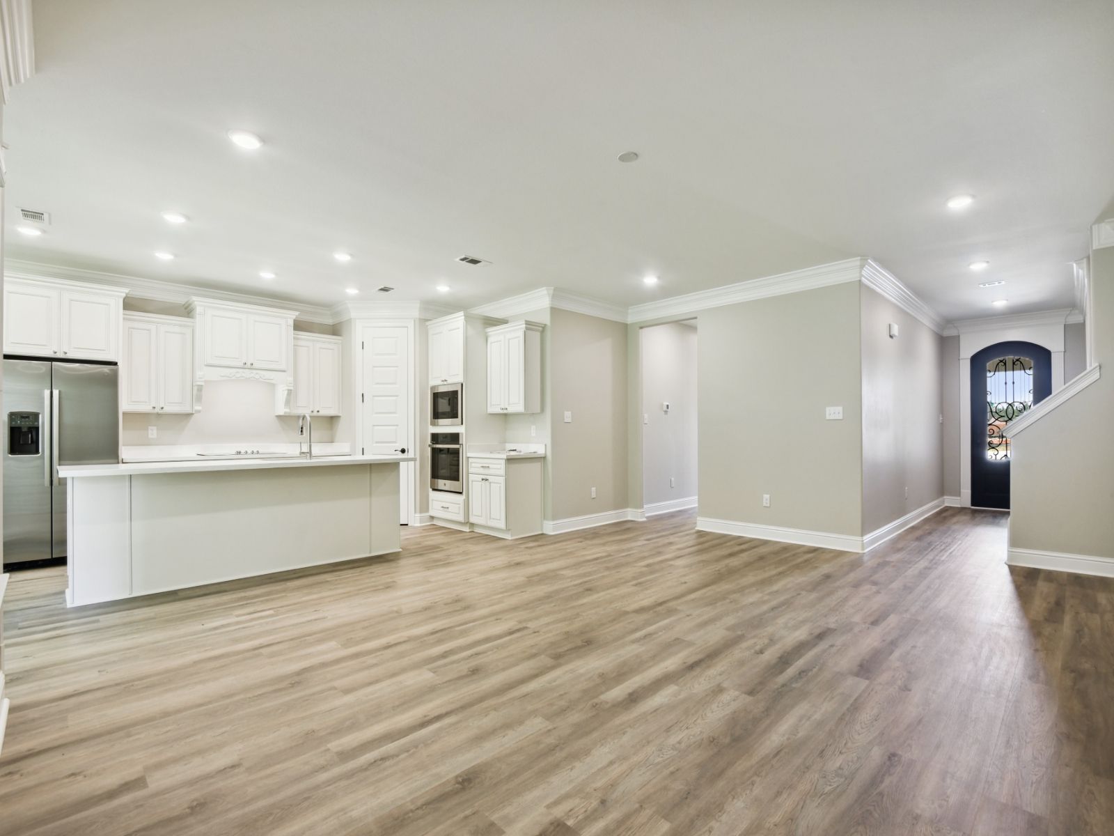 Great room in the Jules floorplan at a Meritage Homes community in Gulfport, MS.