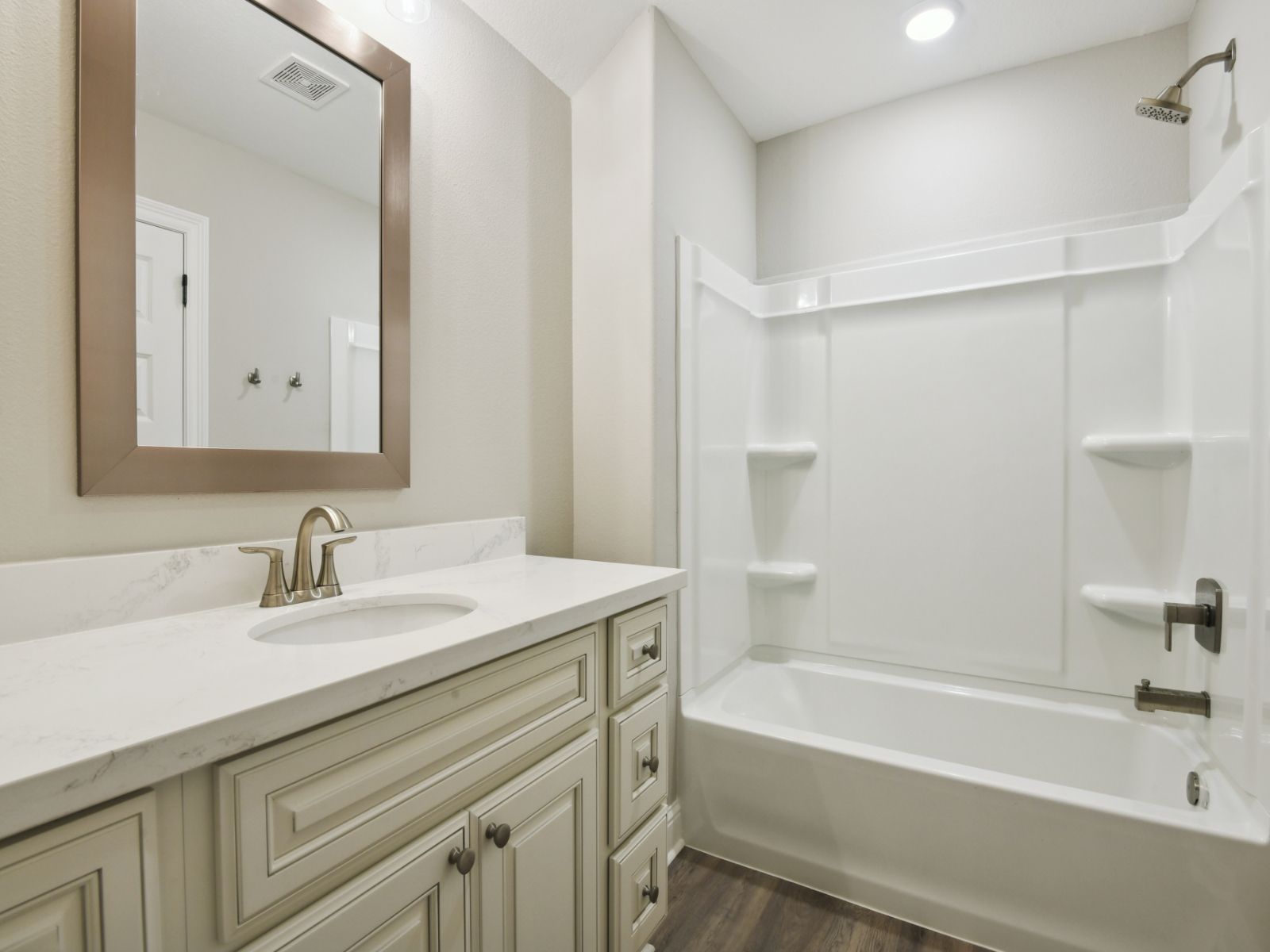 Secondary bathroom in the Jules floorplan at a Meritage Homes community in Gulfport, MS.