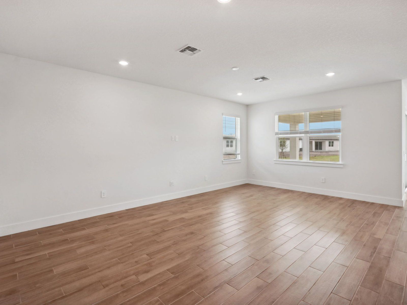 Living Room of Emilia