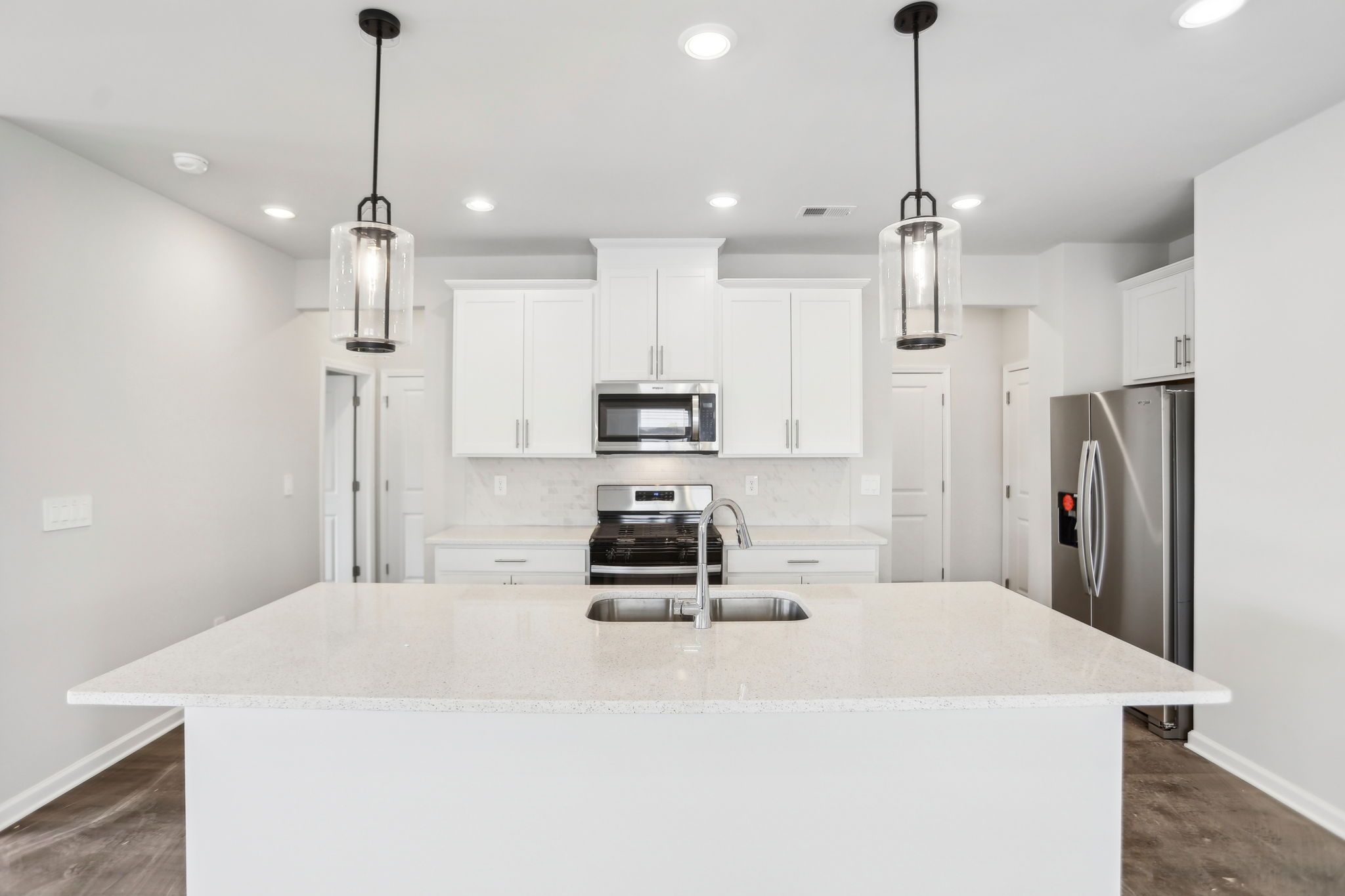 The Roswell floorplan with the Finesse Linen interior package.