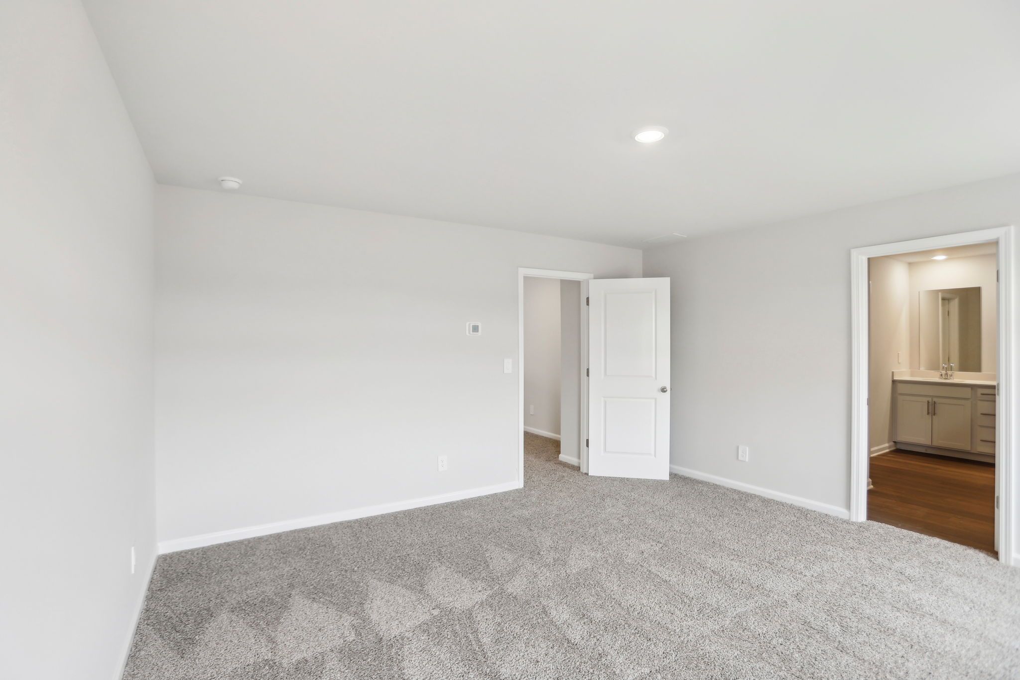 The Roswell floorplan with the Finesse Linen interior package.