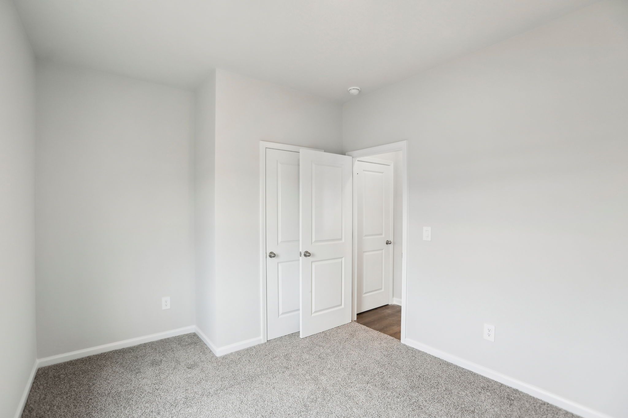 The Roswell floorplan with the Finesse Linen interior package.
